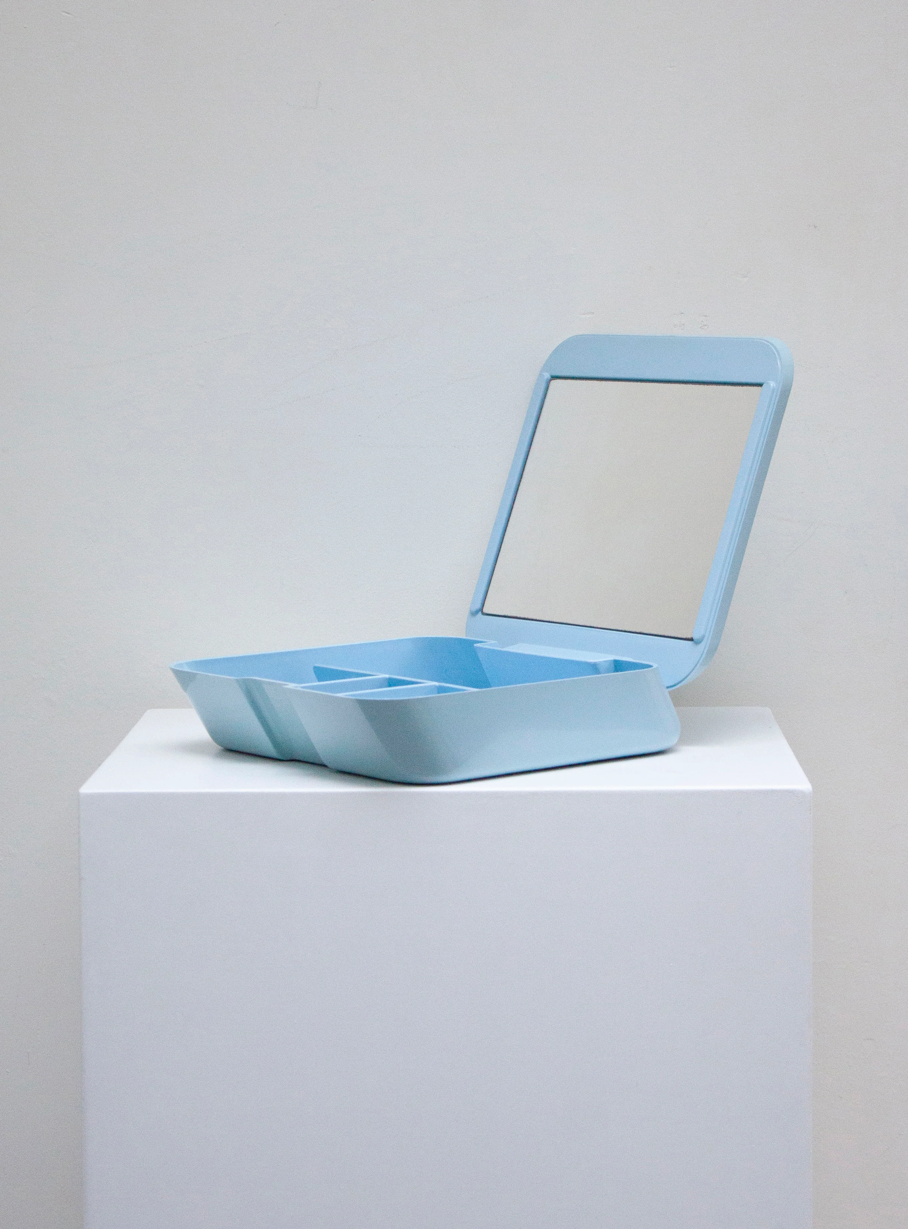 Gedy Vanity Box with Mirror by Makio Hasuike (Light Blue) - Image 5