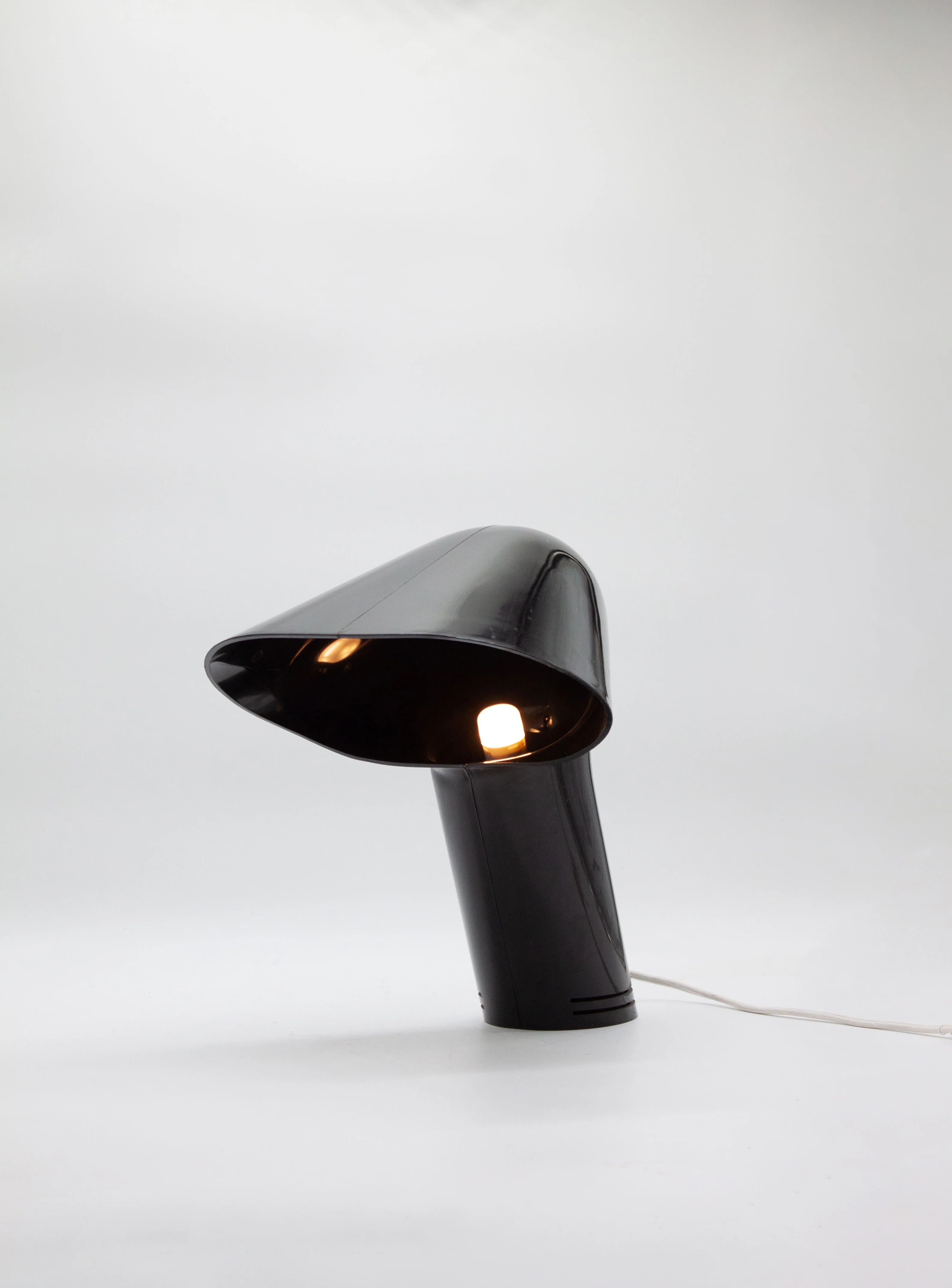 Guzzini Sorella Desk Lamp by Harvey Guzzini (Black) - Image 4