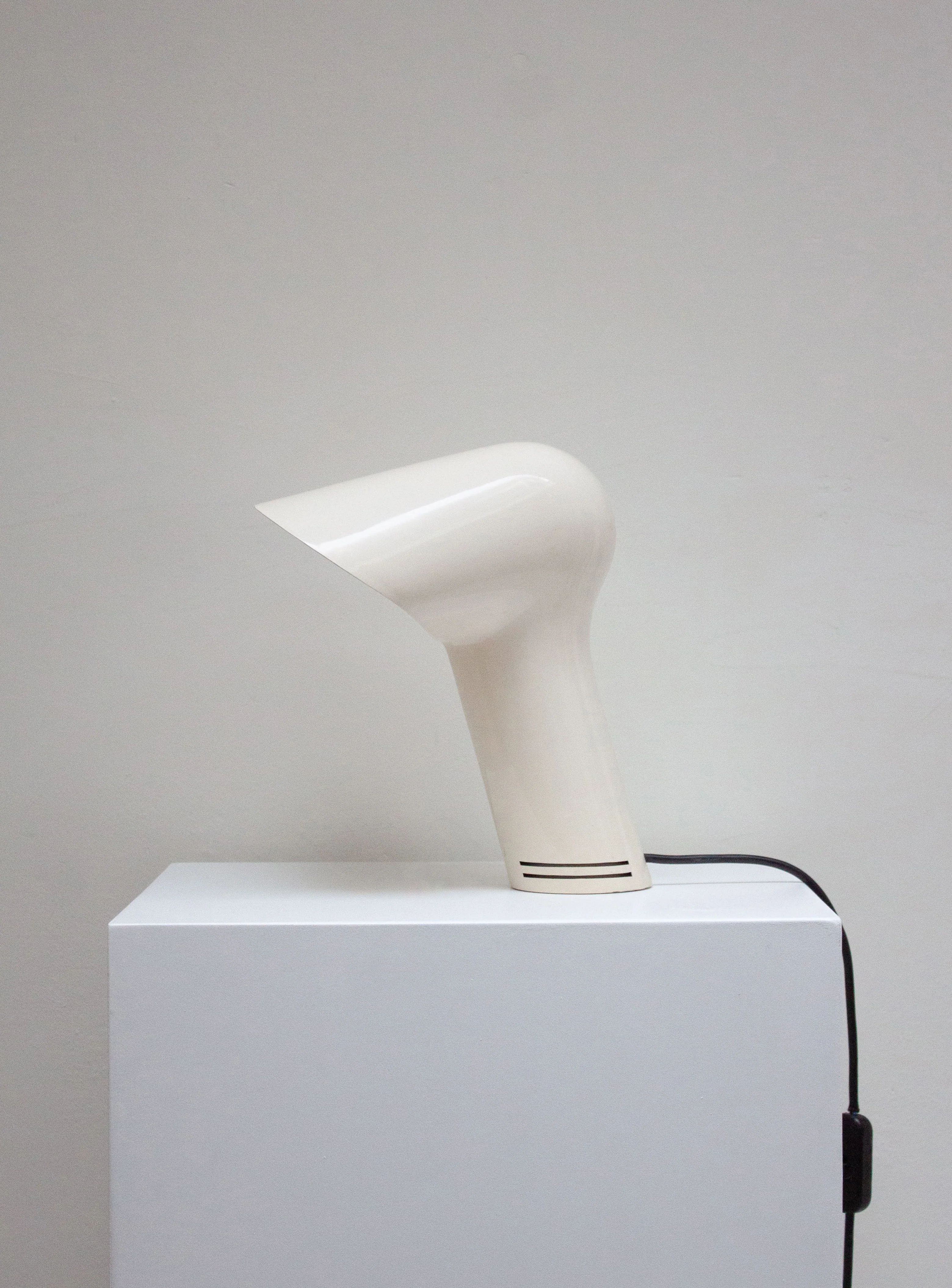Guzzini Sorella Desk Lamp by Harvey Guzzini (White) - Image 16