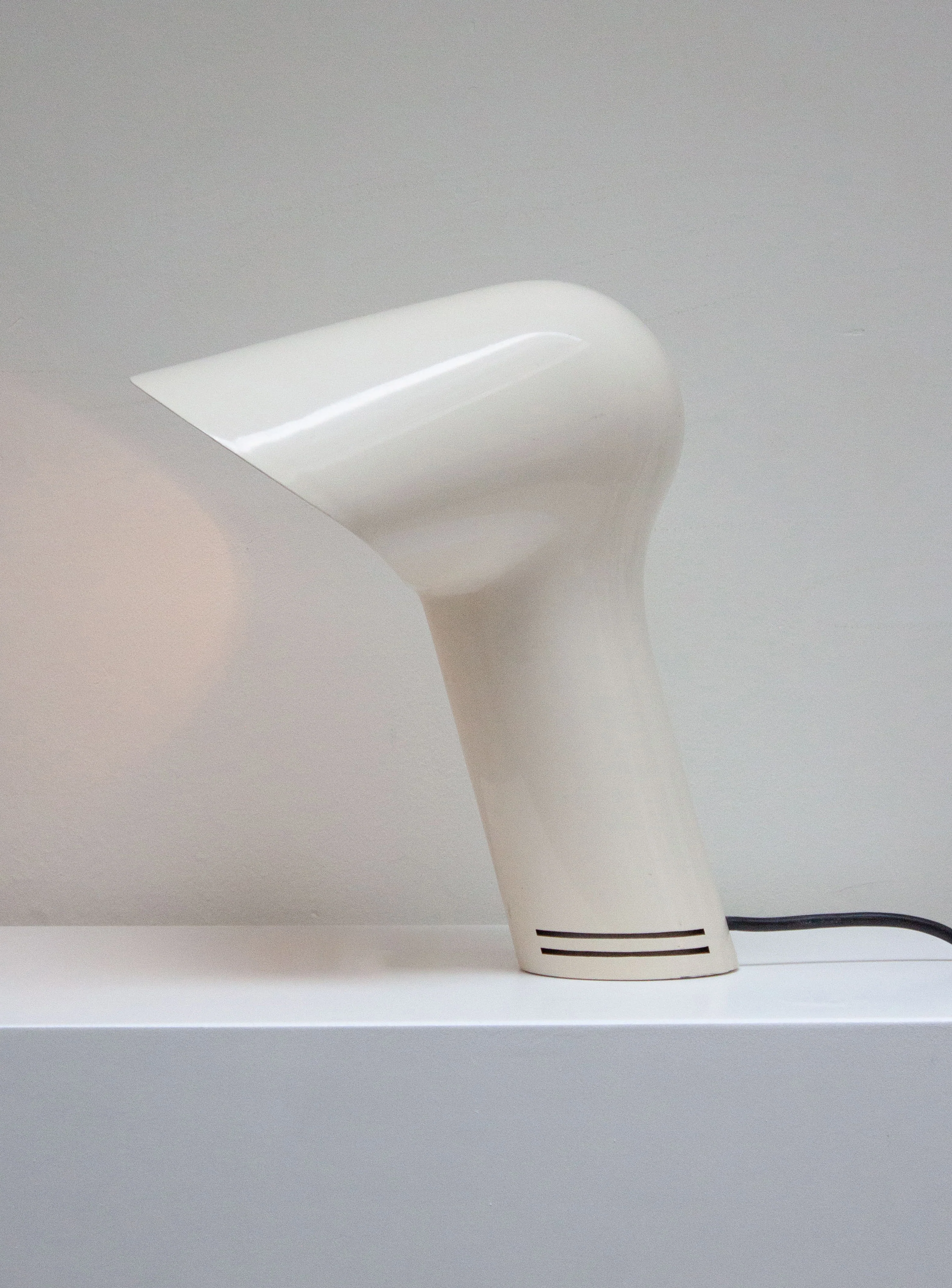 Guzzini Sorella Desk Lamp by Harvey Guzzini (White) - Image 24