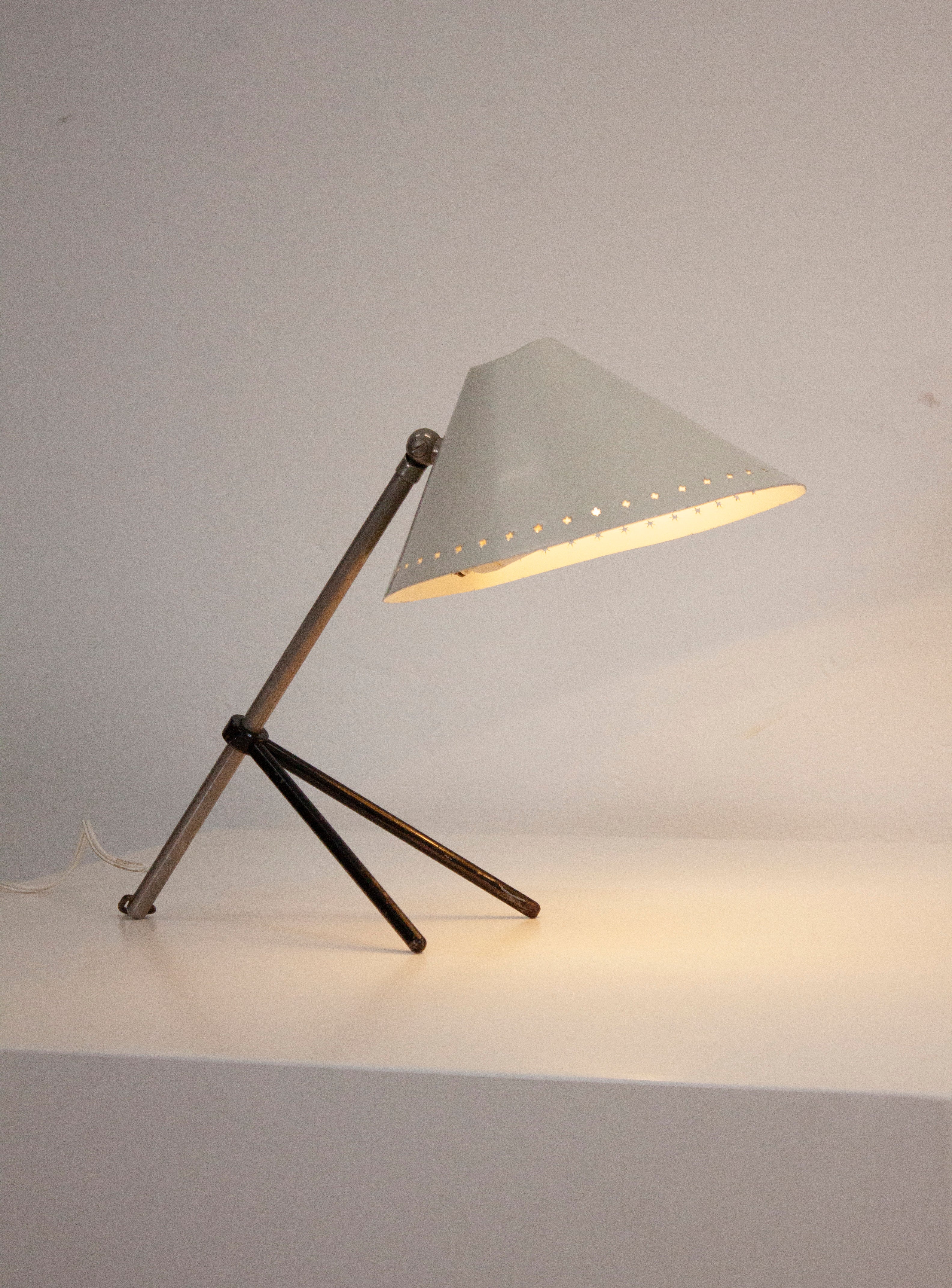 Hala Pinocchio Desk Lamp by H. Busquet (White)