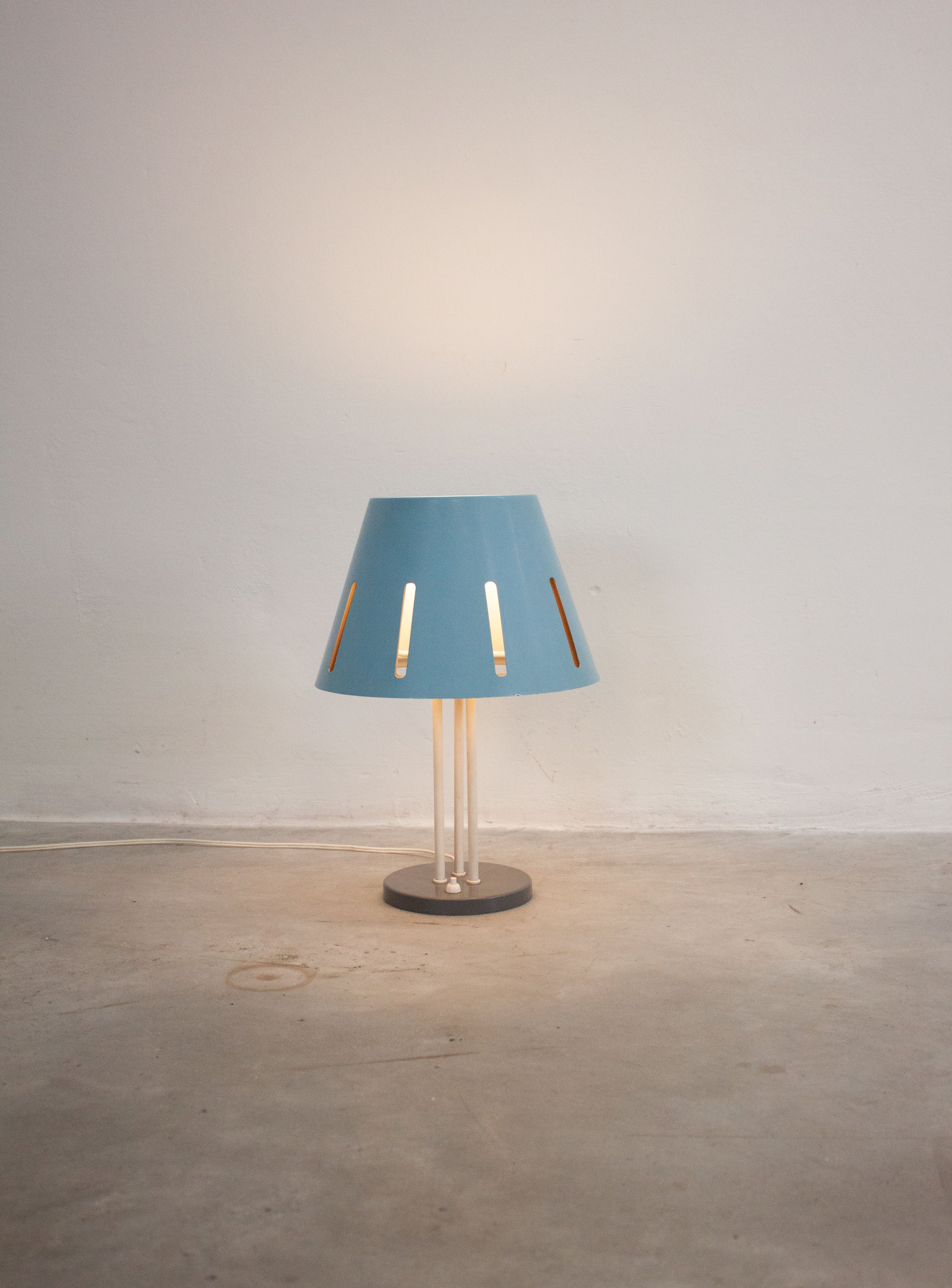 Hala 'Zonneserie' Model 9 Desk Lamp by H. Busquet (Light Blue) - Image 13