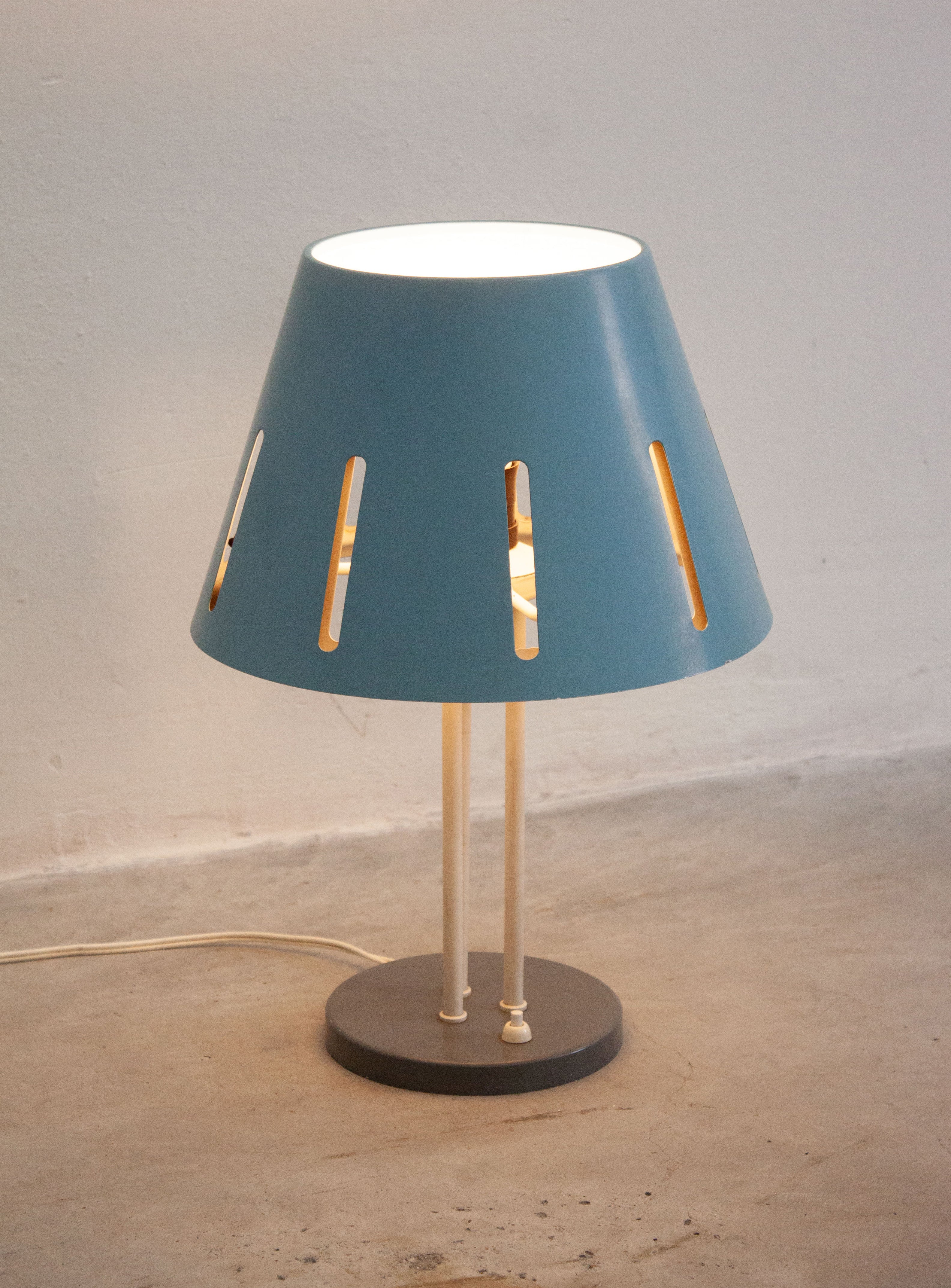 Hala 'Zonneserie' Model 9 Desk Lamp by H. Busquet (Light Blue) - Image 9