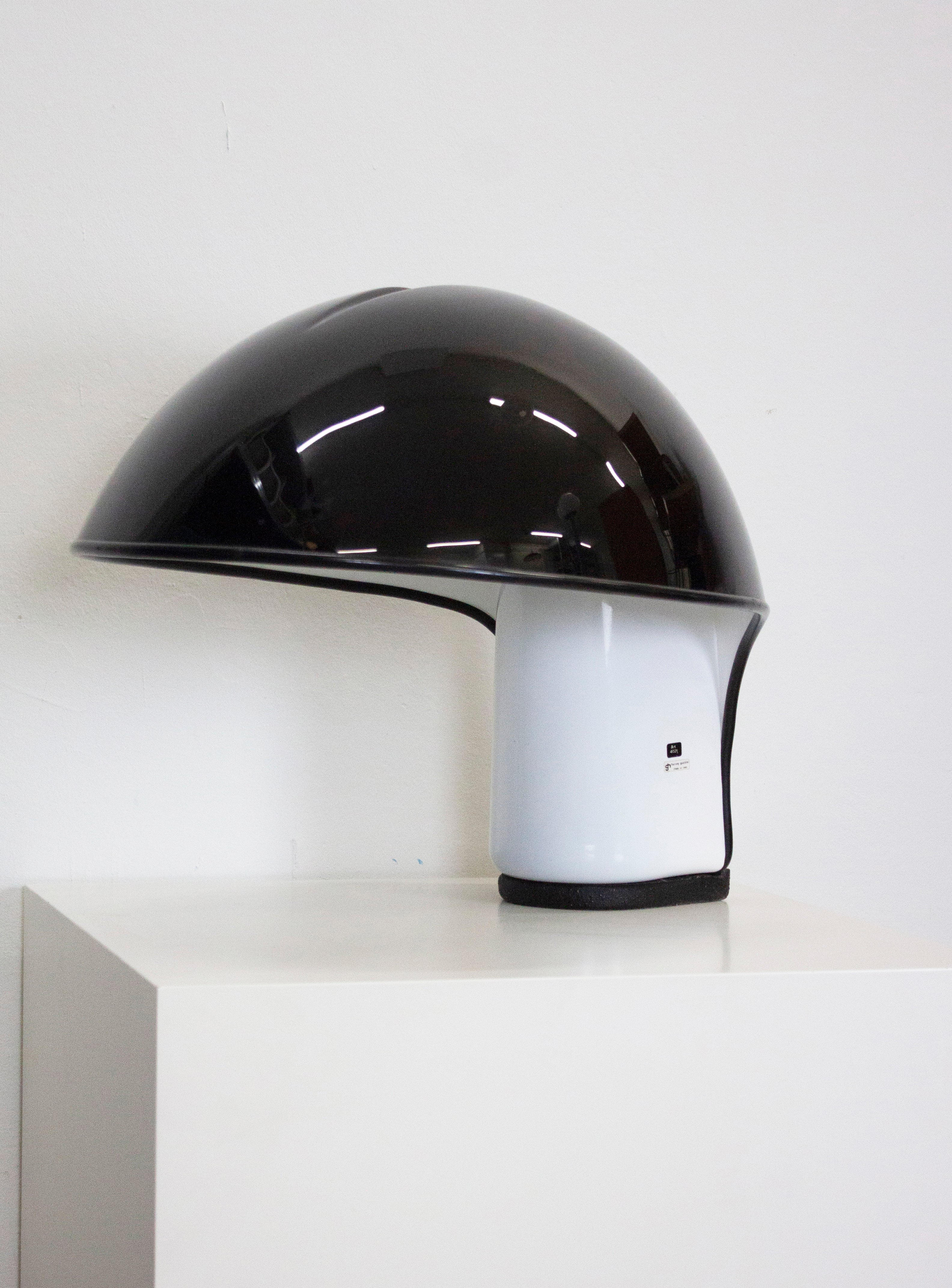 Harvey Guzzini Albanella Table Lamp by Sergio Brazzoli & Ermanno Lampa (Black) - Image 19