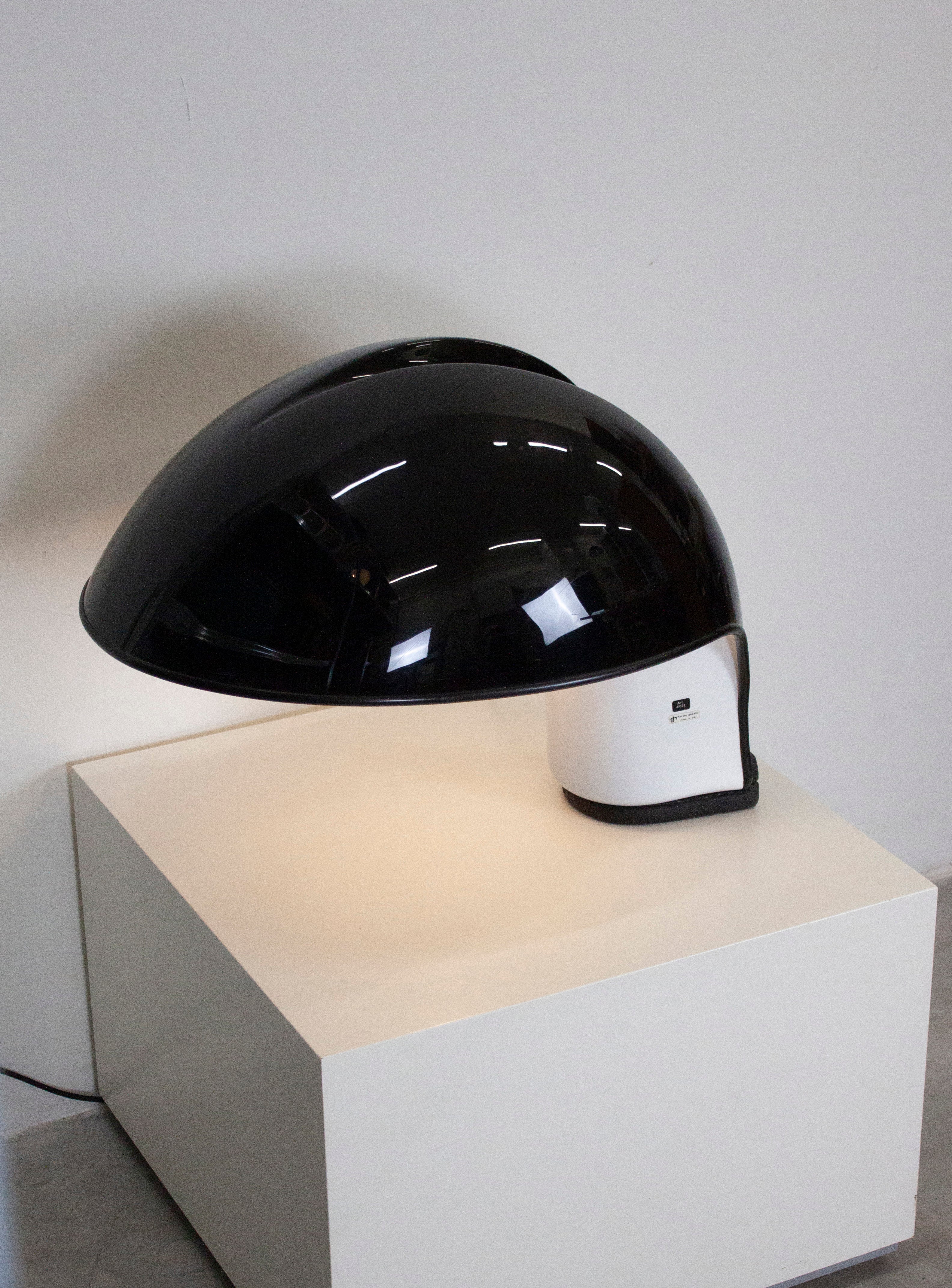 Harvey Guzzini Albanella Table Lamp by Sergio Brazzoli & Ermanno Lampa (Black) - Image 34