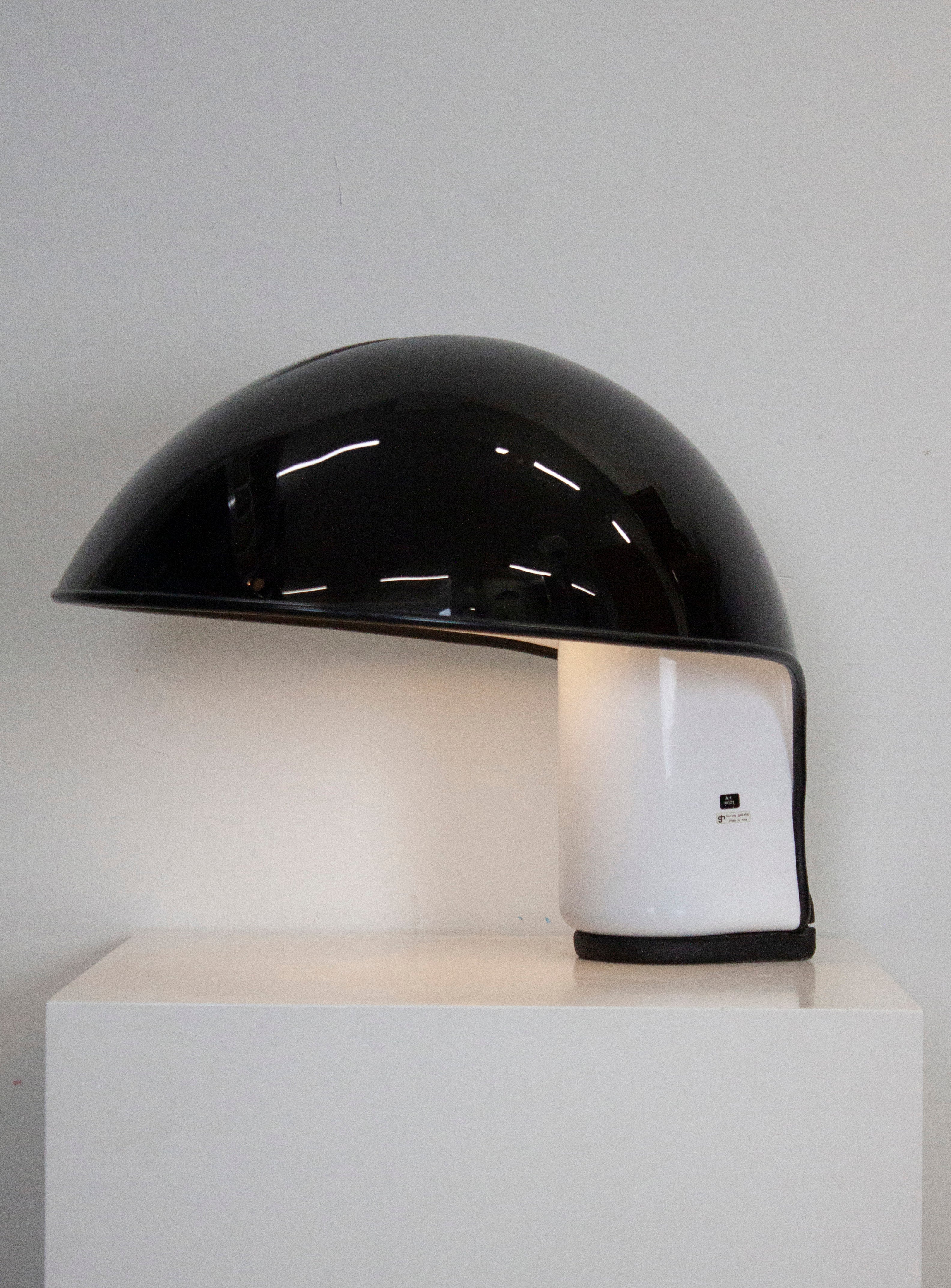 Harvey Guzzini Albanella Table Lamp by Sergio Brazzoli & Ermanno Lampa (Black) - Image 37