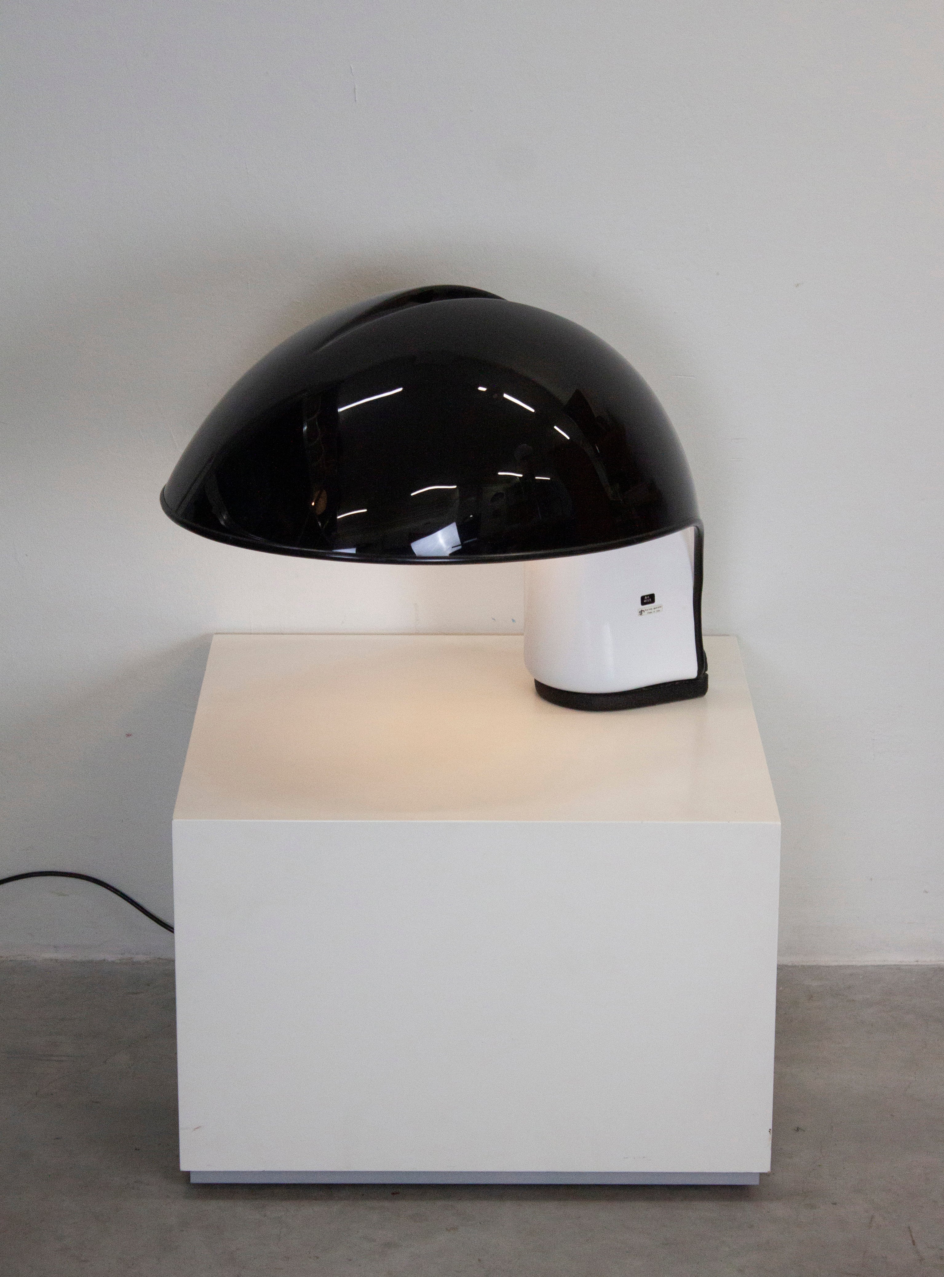 Harvey Guzzini Albanella Table Lamp by Sergio Brazzoli & Ermanno Lampa (Black) - Image 38