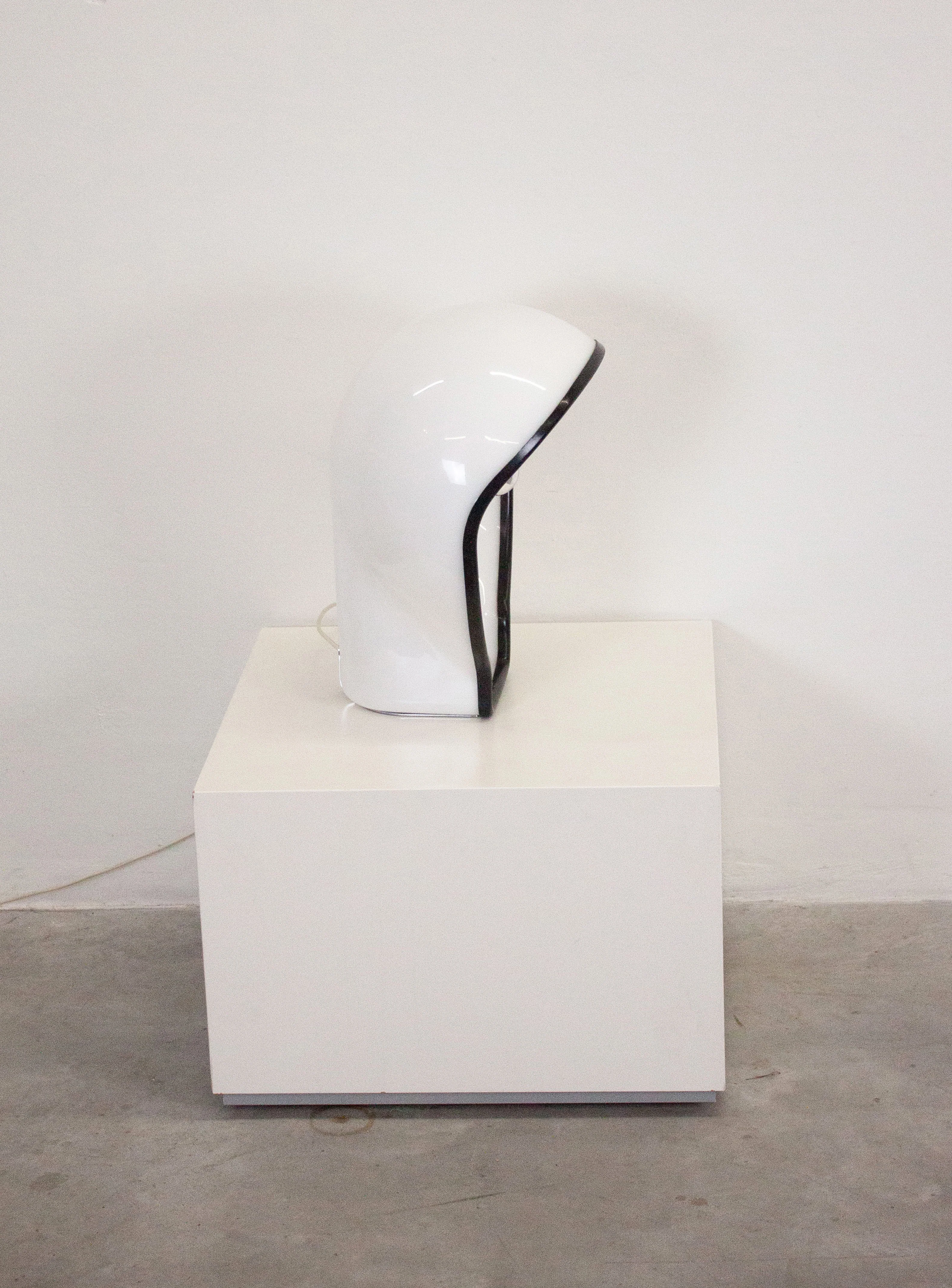 Harvey Guzzini Birghitta Lamp by Fabio Lenci - Image 17