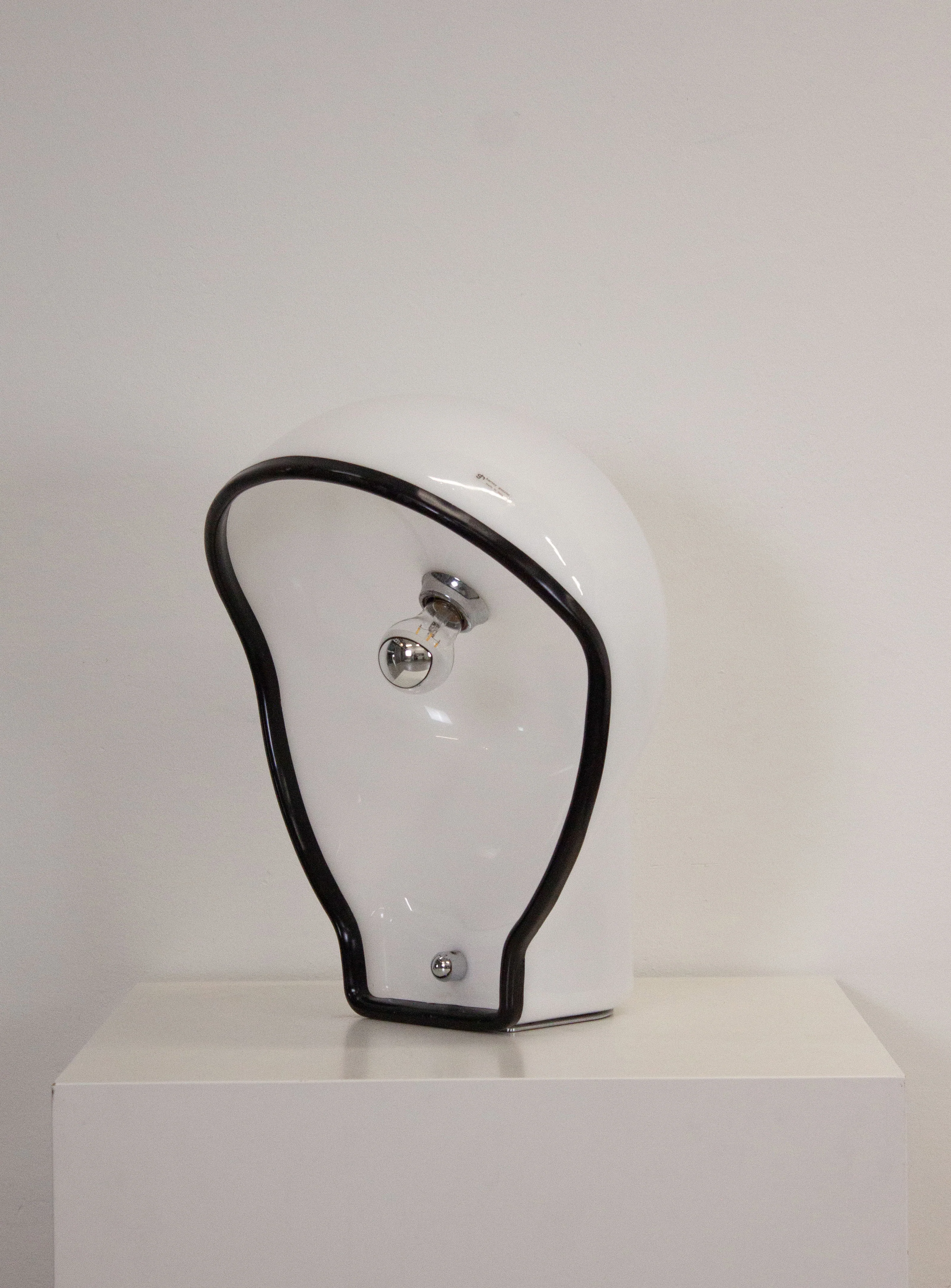 Harvey Guzzini Birghitta Lamp by Fabio Lenci - Image 2