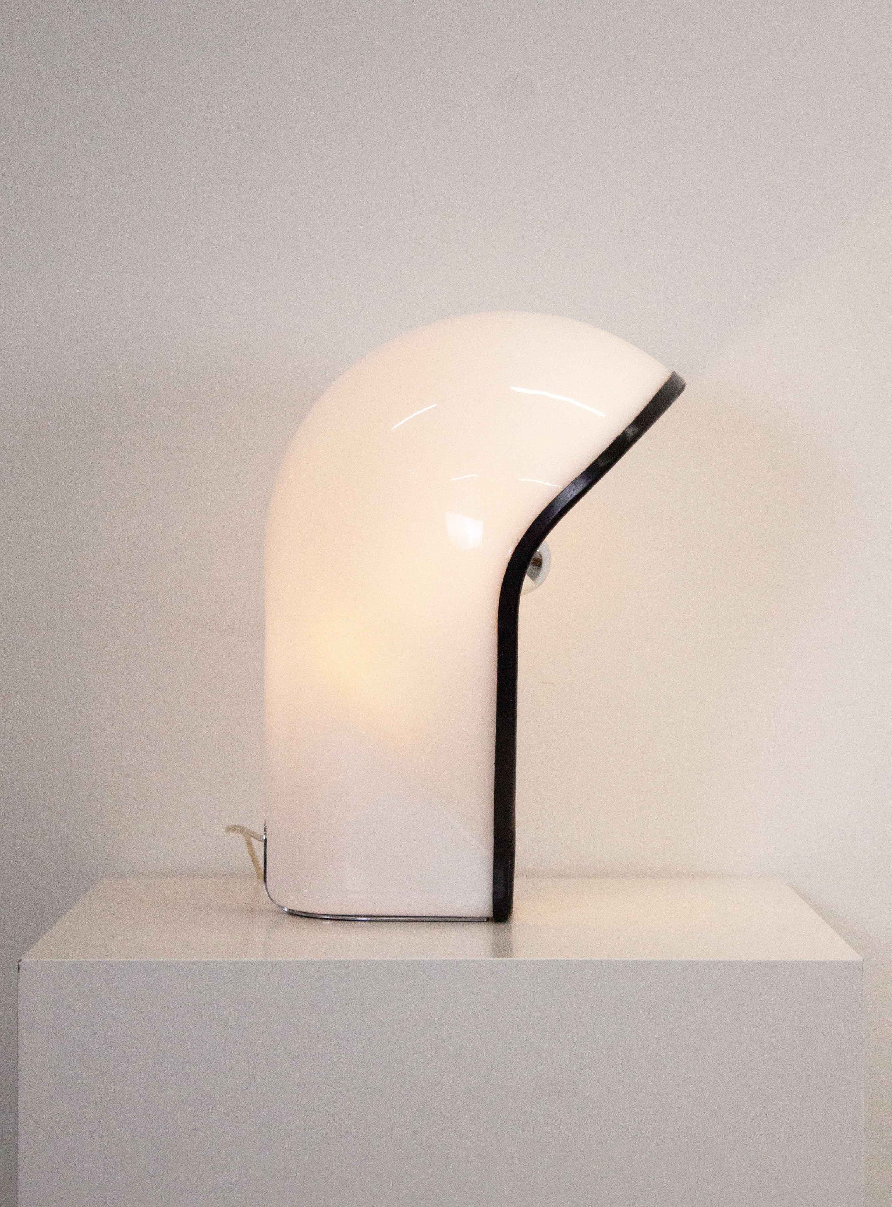 Harvey Guzzini Birghitta Lamp by Fabio Lenci - Image 6