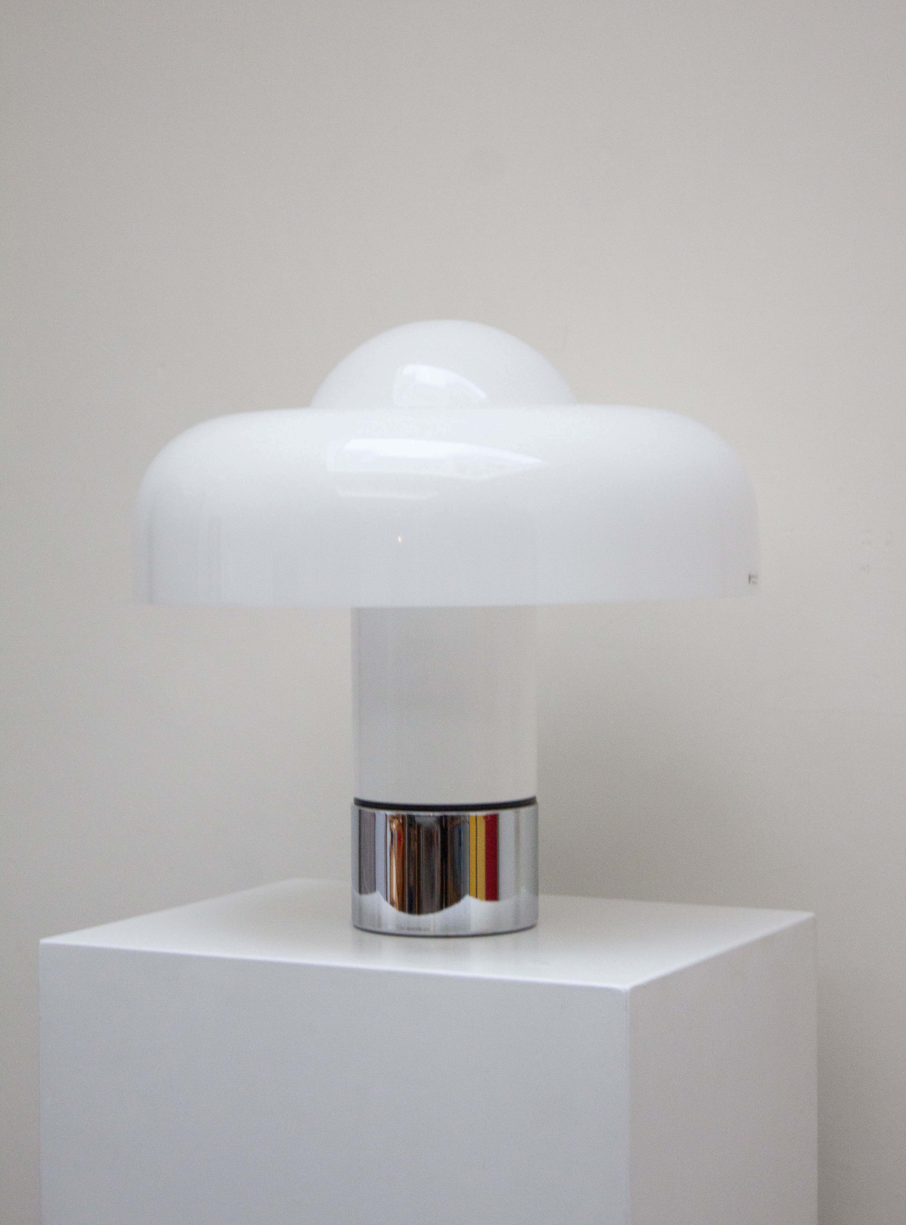 Harvey Guzzini Brumbry Desk Lamp by Luigi Massoni (White) - Image 4