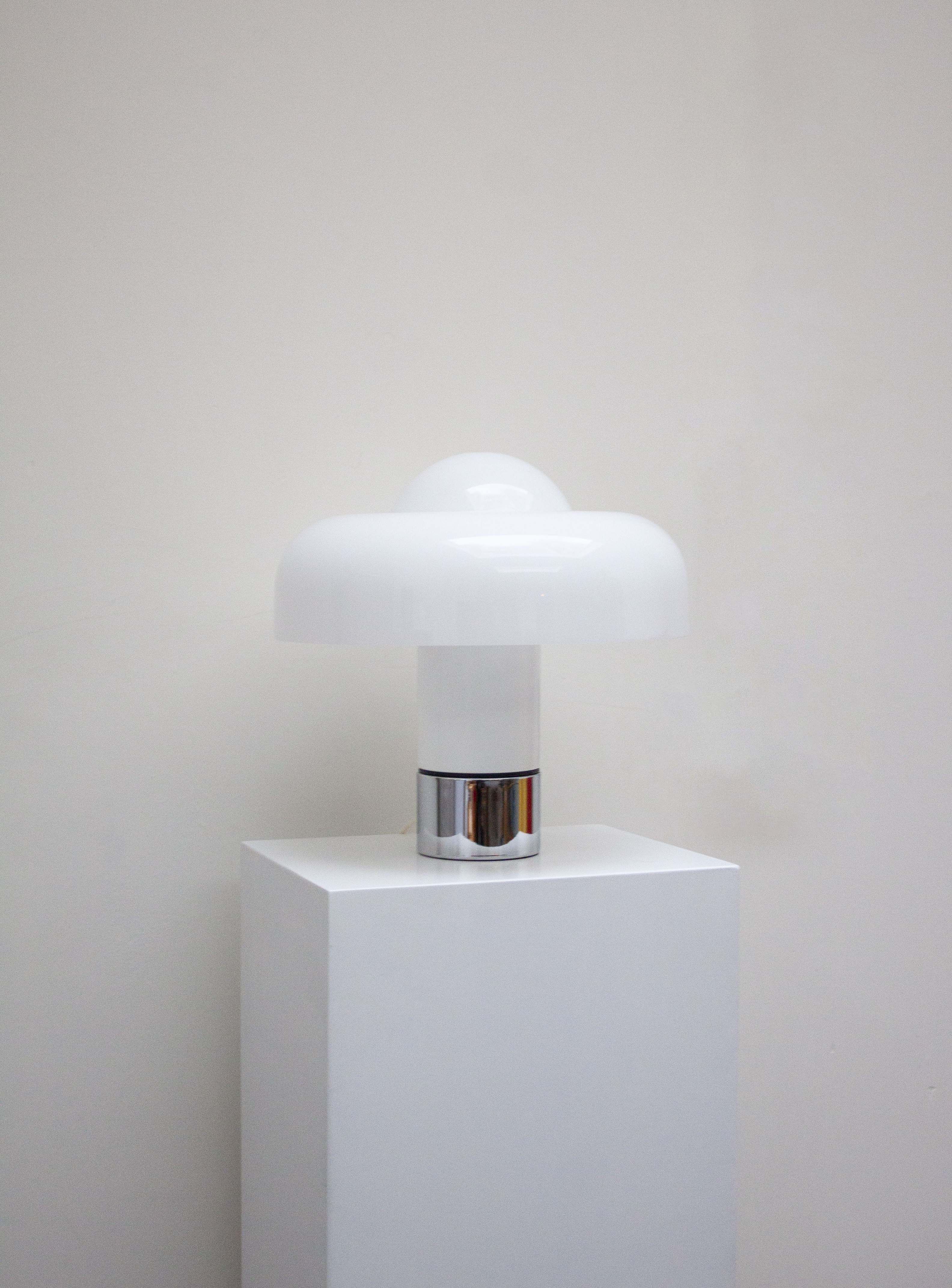 Harvey Guzzini Brumbry Desk Lamp by Luigi Massoni (White) - Image 5