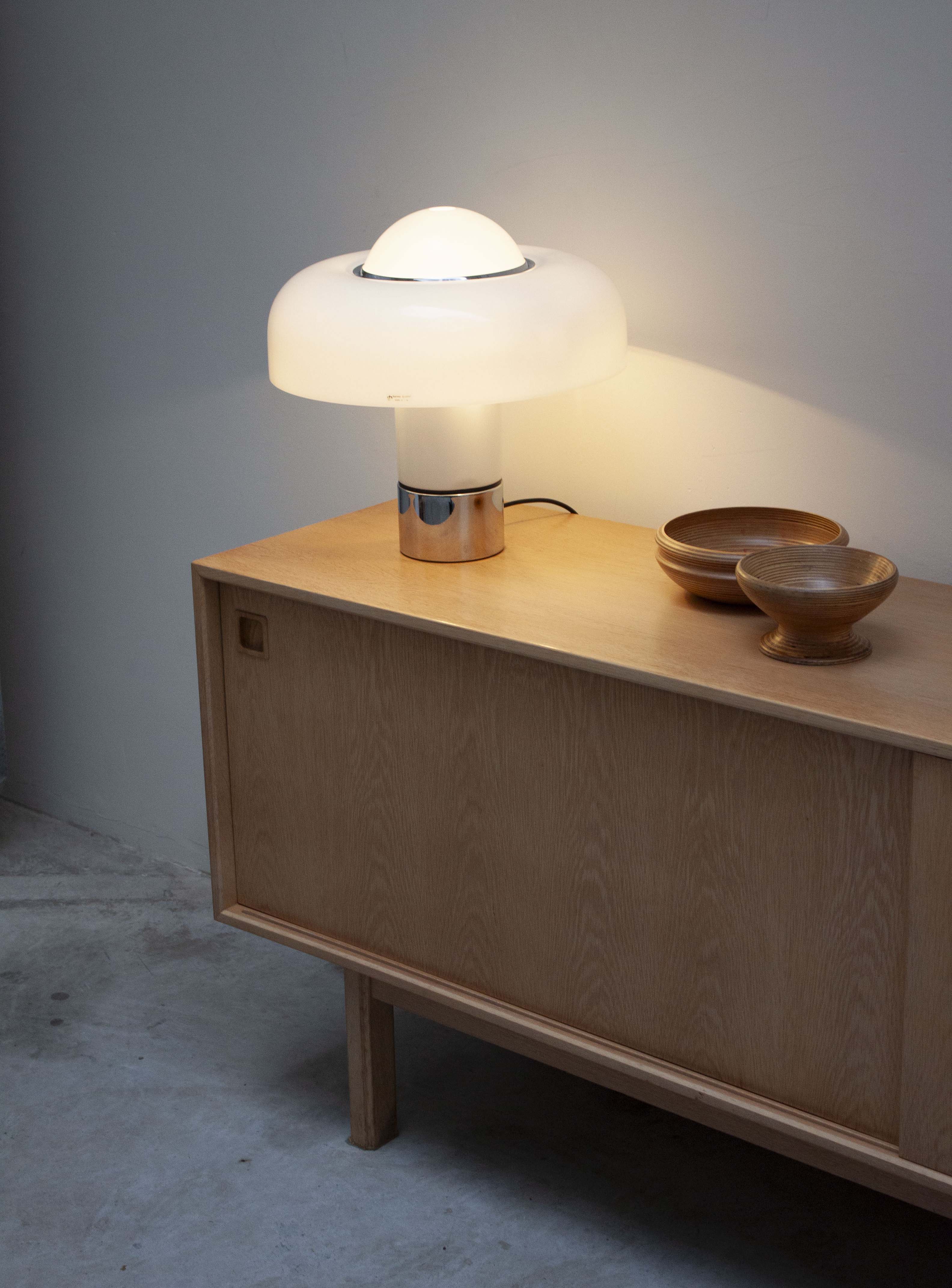 Harvey Guzzini Brumbry Desk Lamp by Luigi Massoni (White) - Image 9