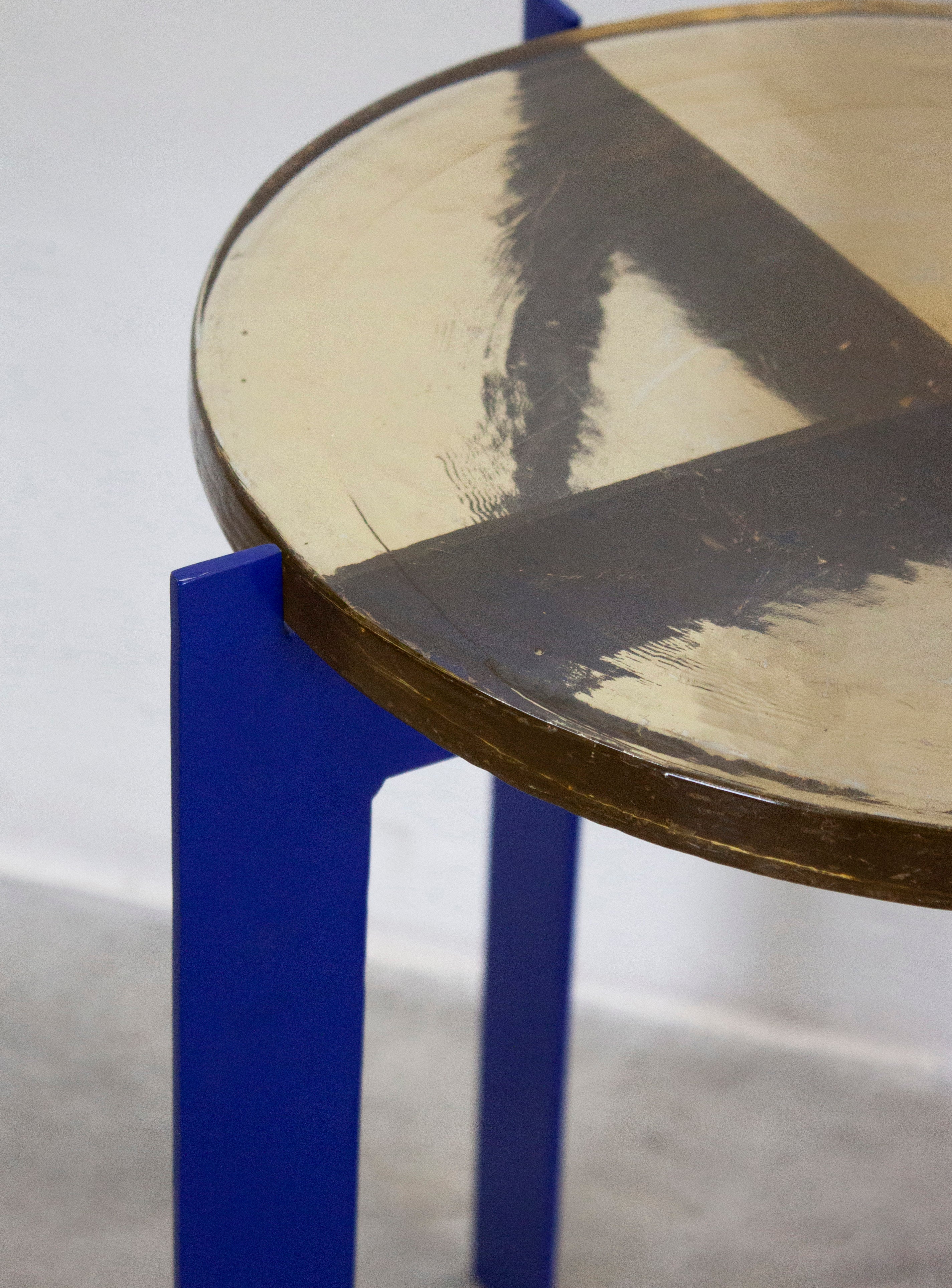 Heavy Glass Side Table on Metal Base (Yellow/Cobalt Blue) - Image 18