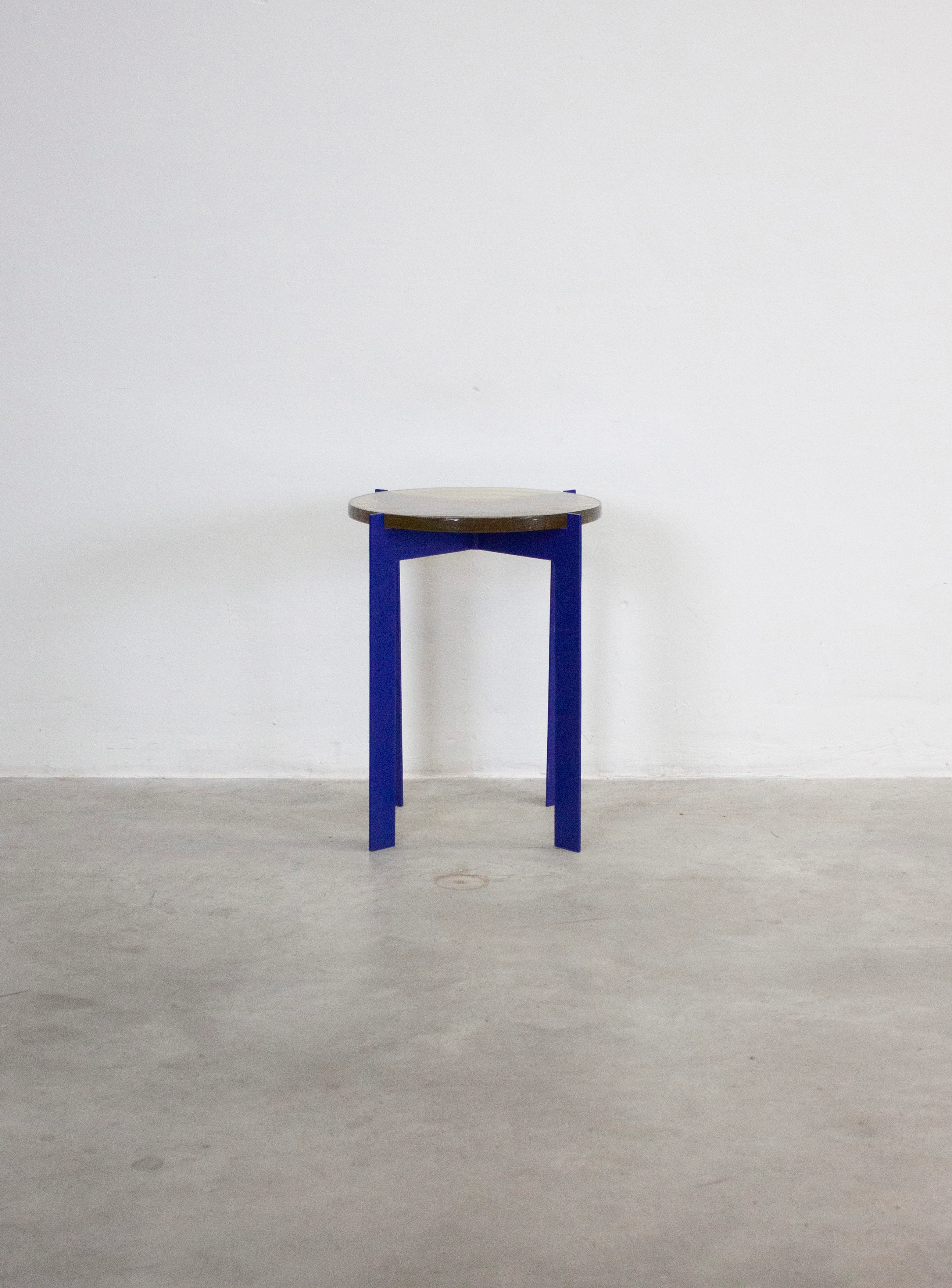 Heavy Glass Side Table on Metal Base (Yellow/Cobalt Blue) - Image 5