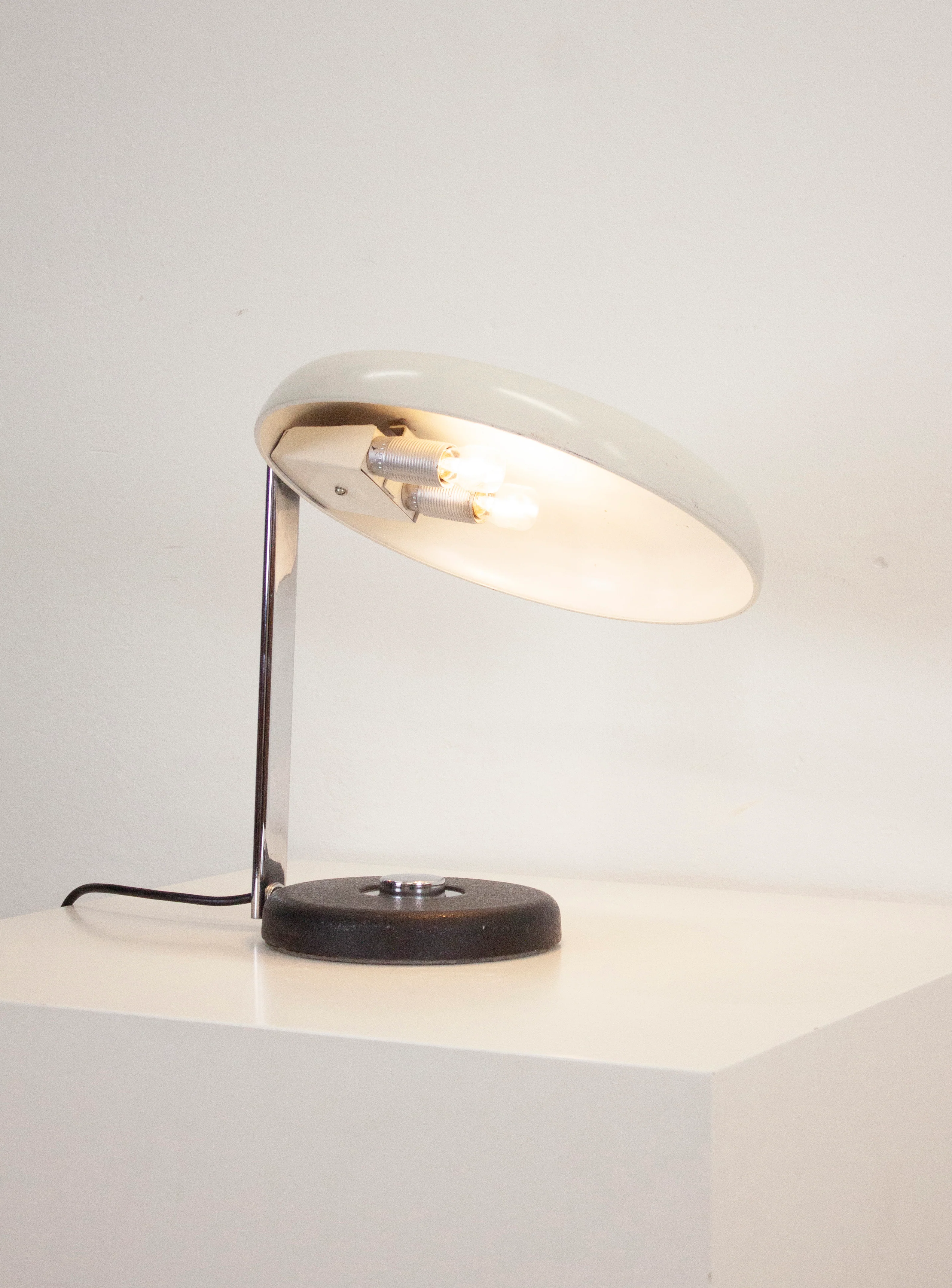 Hillebrand Oslo Desk Lamp by Heinz Pfaender (Light Grey) - Image 19