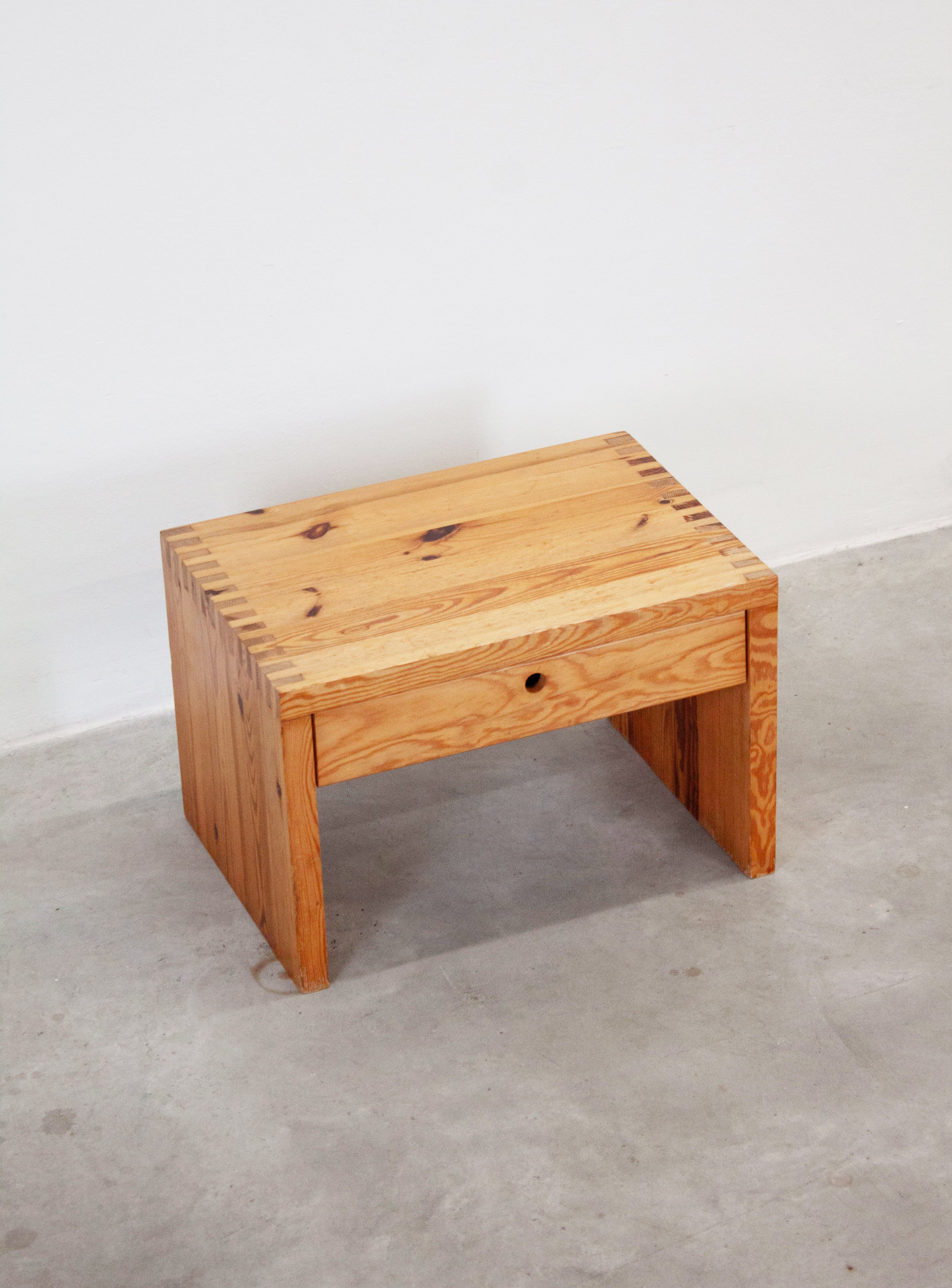 Houtwerk Hattem Pine Nightstand or Side Table by Ate van Apeldoorn - Image 8