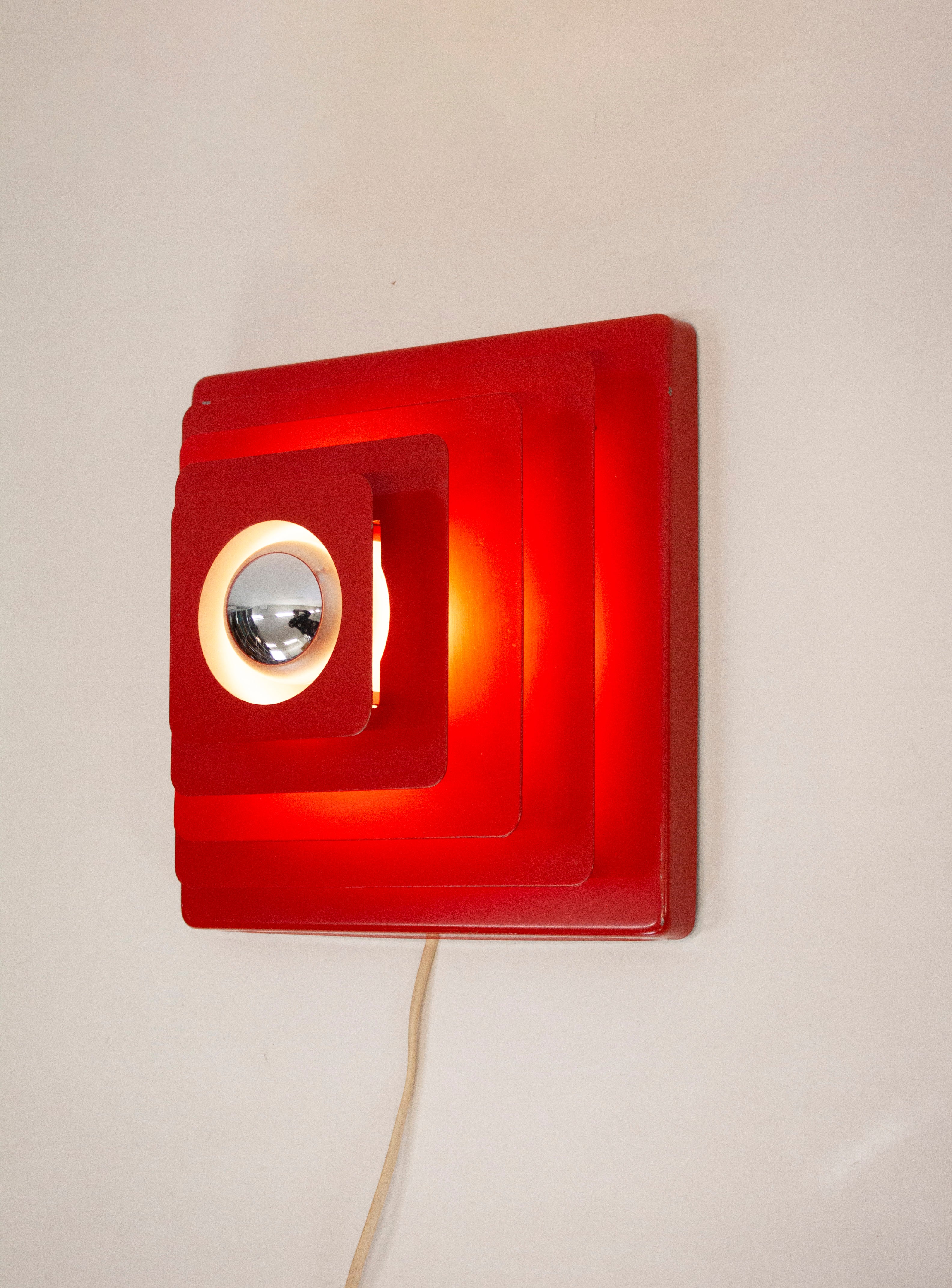 Hustadt Leuchten Wall Lamp (Red)