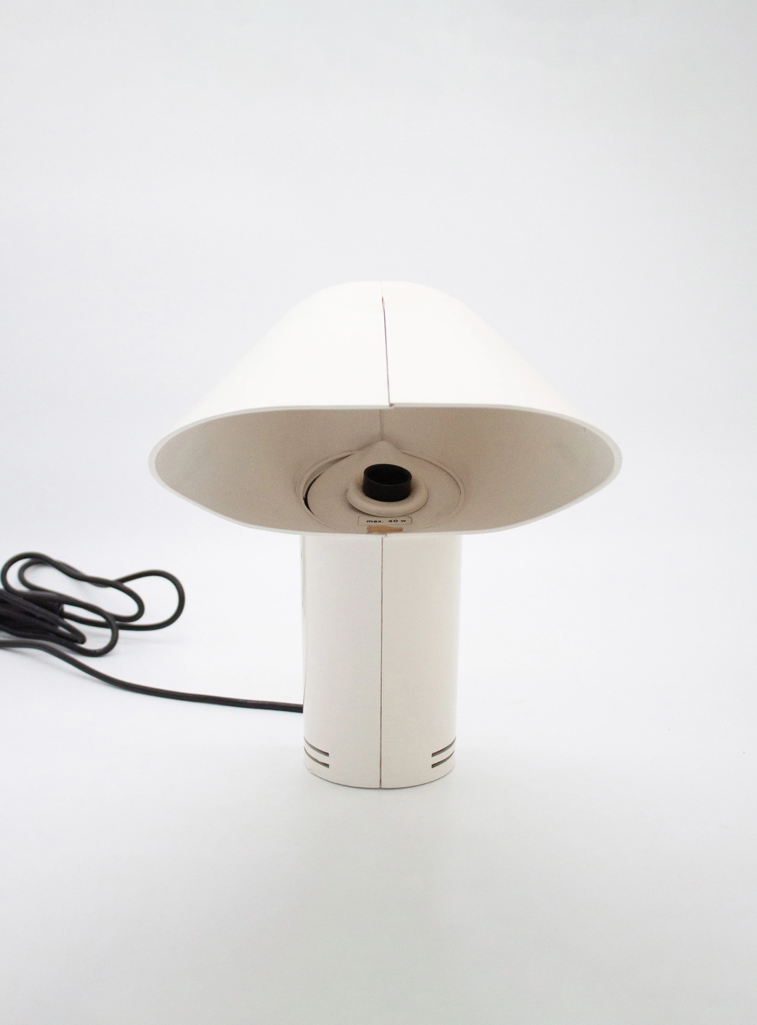 iGuzzini Sorella Desk Lamp by Harvey Guzzini - Image 3
