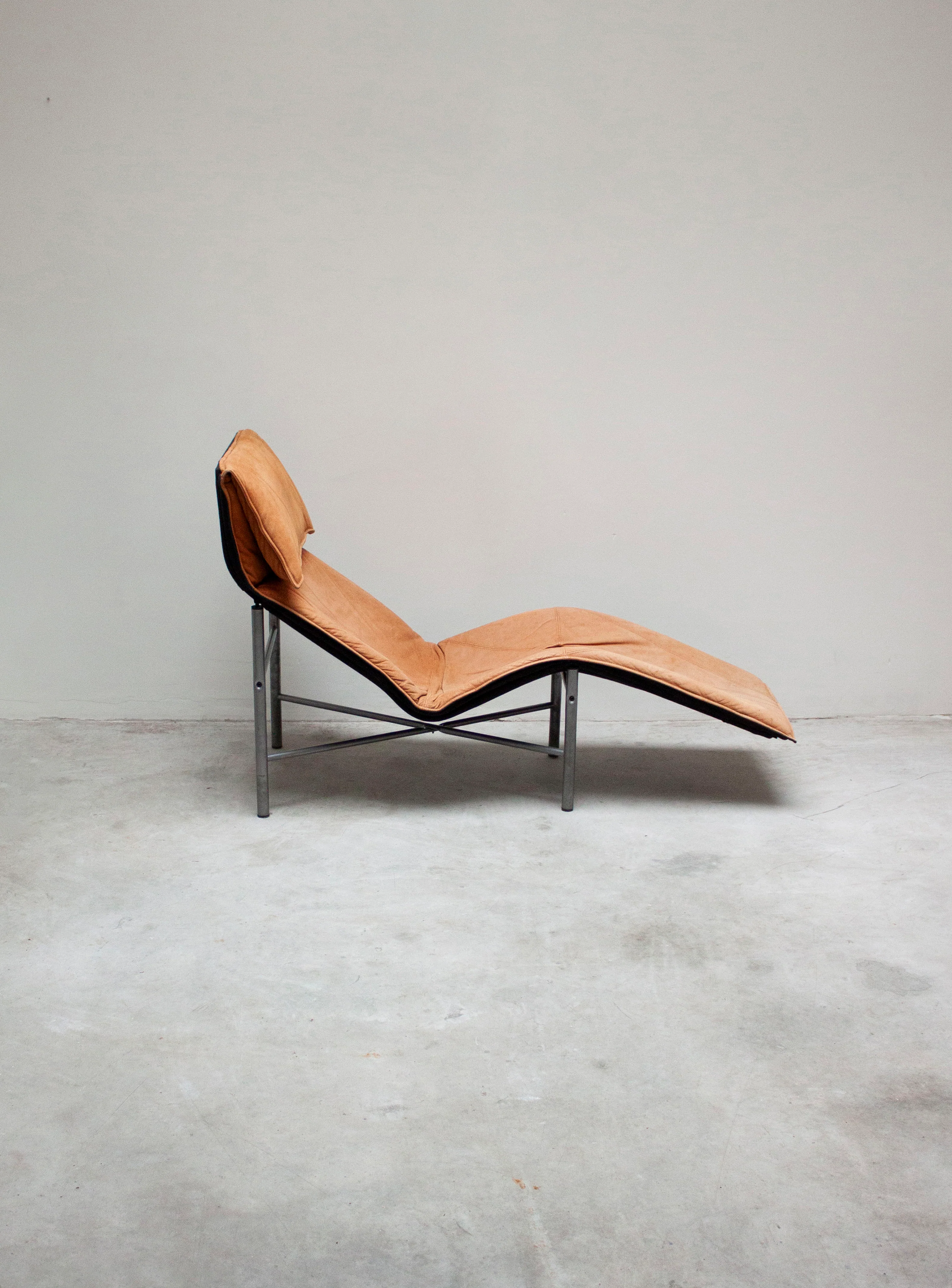 Ikea Skye Chaise Longue by Tord Björklund (Cognac) - Image 3