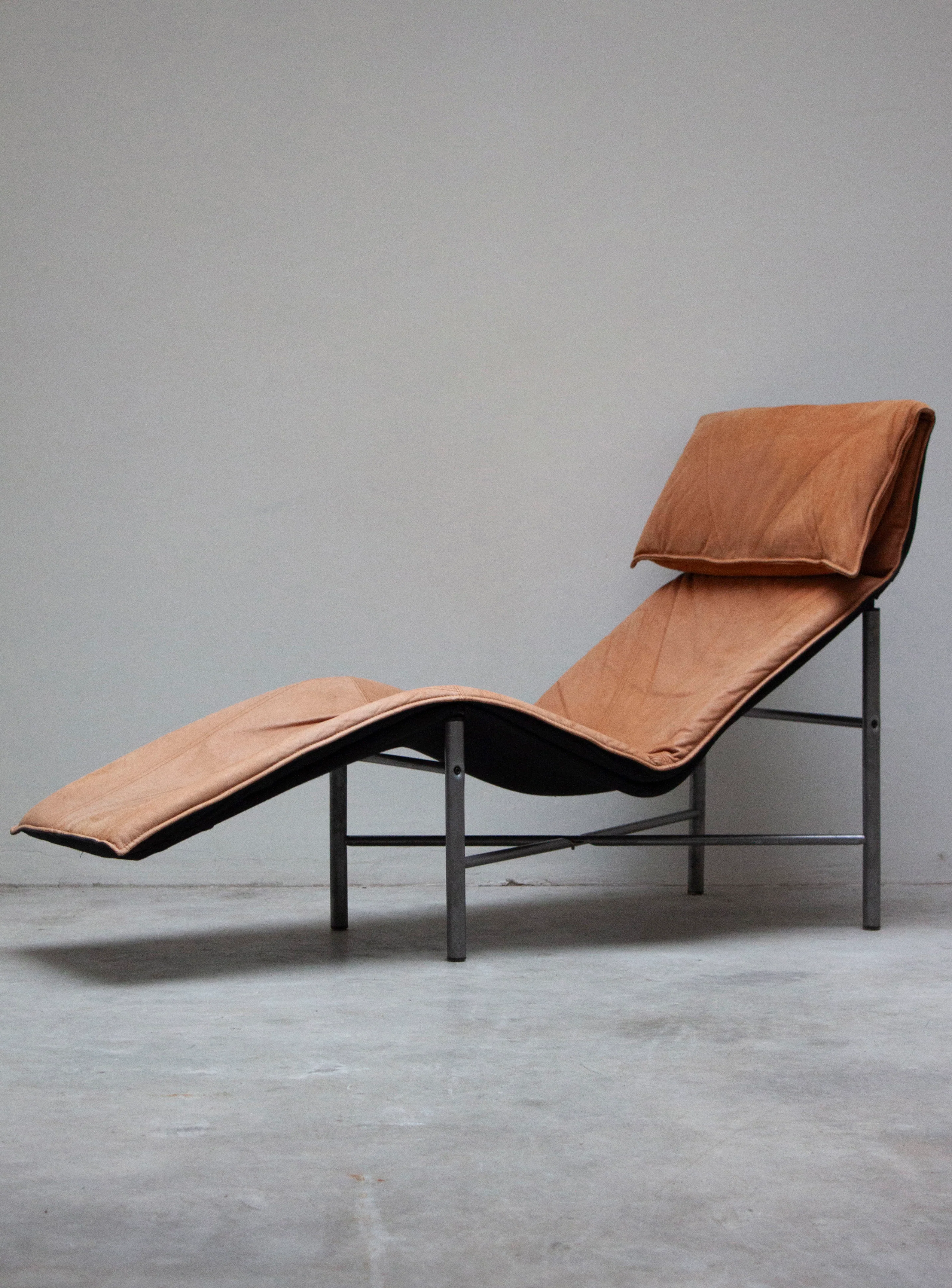 Ikea Skye Chaise Longue by Tord Björklund (Cognac) - Image 7