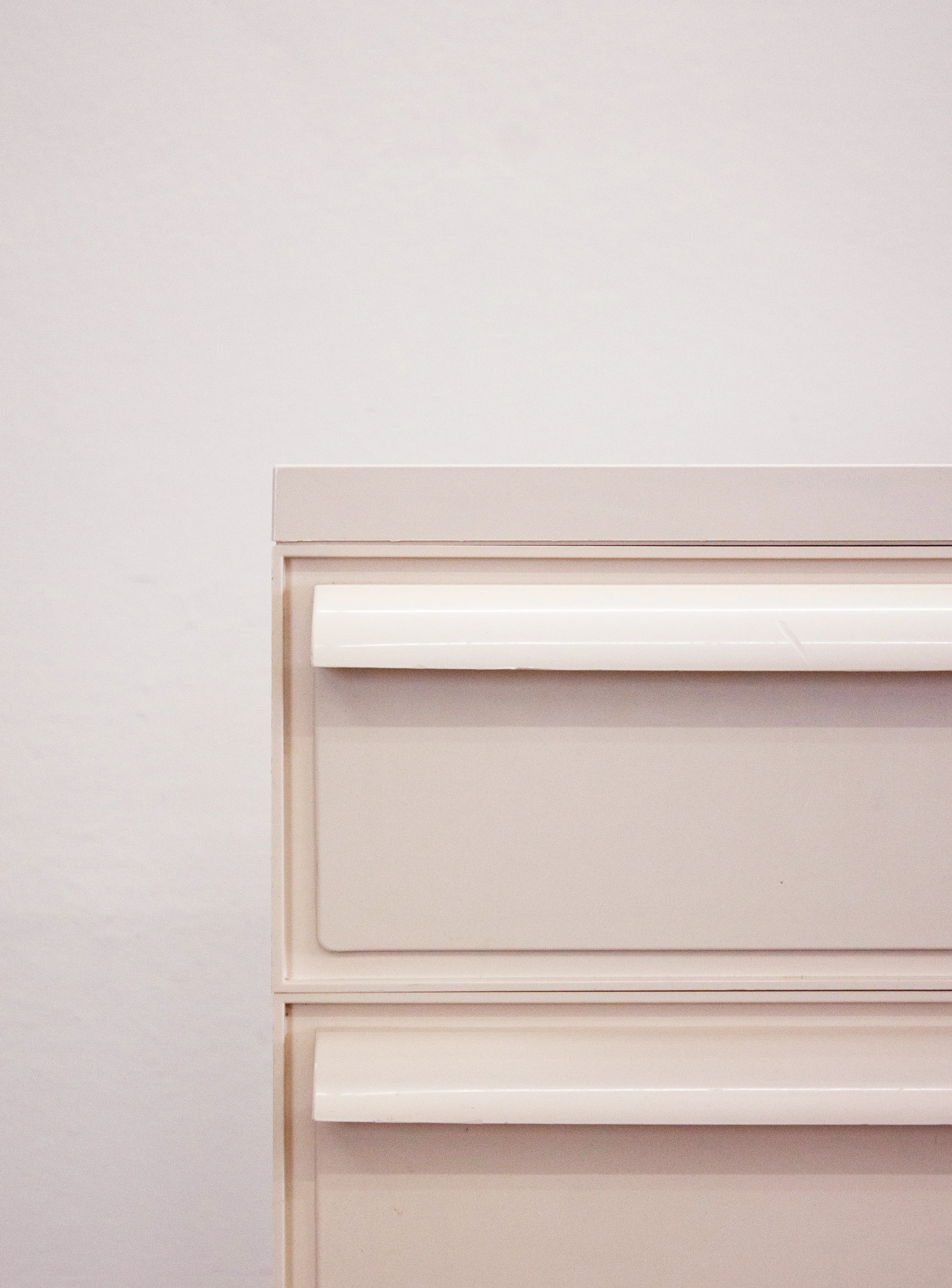 Kartell Chest of Drawers by Simon Fussell (Off-White) - Image 9