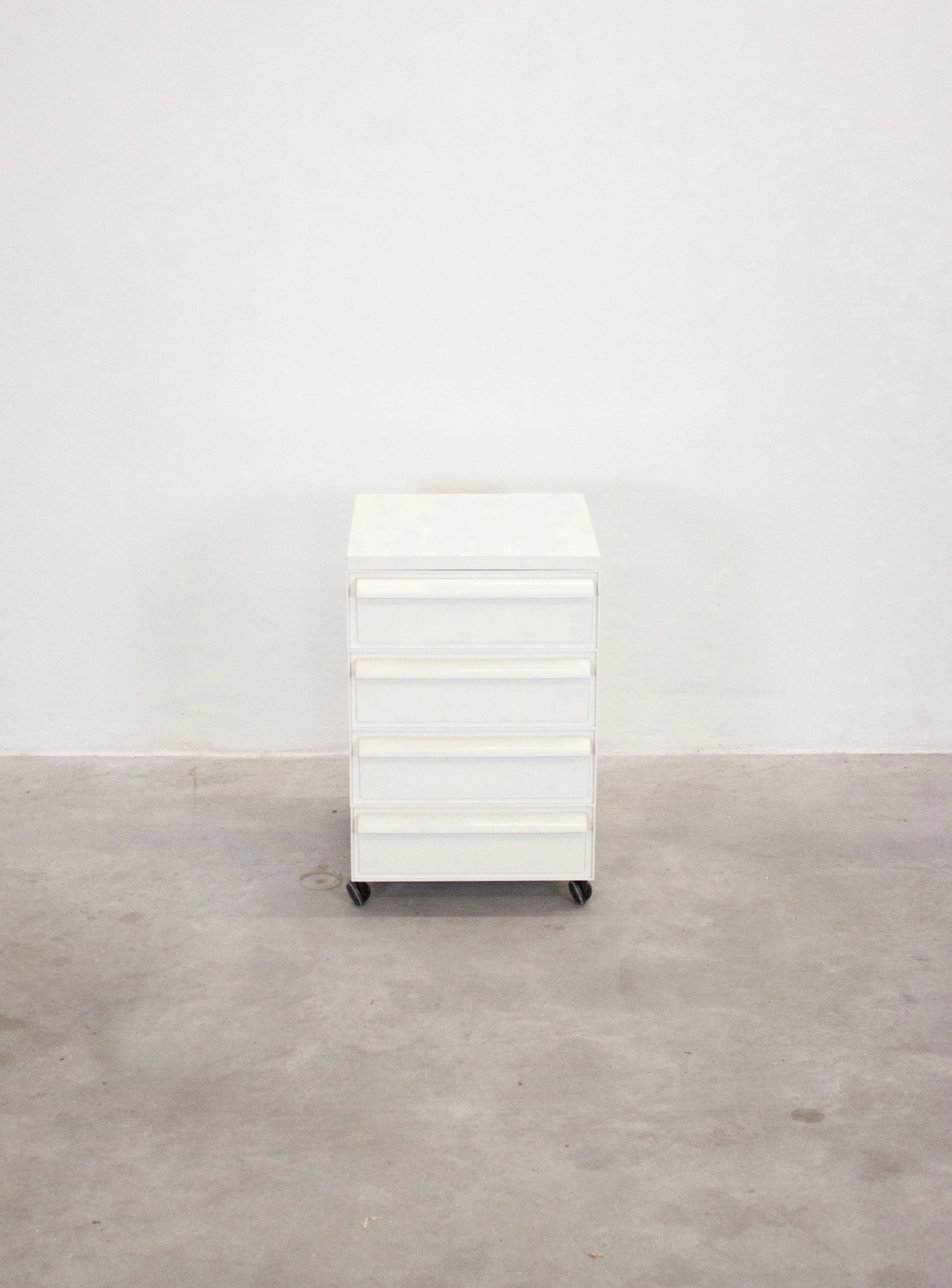 Kartell Chest of Drawers by Simon Fussell (Off-White) - Image 2