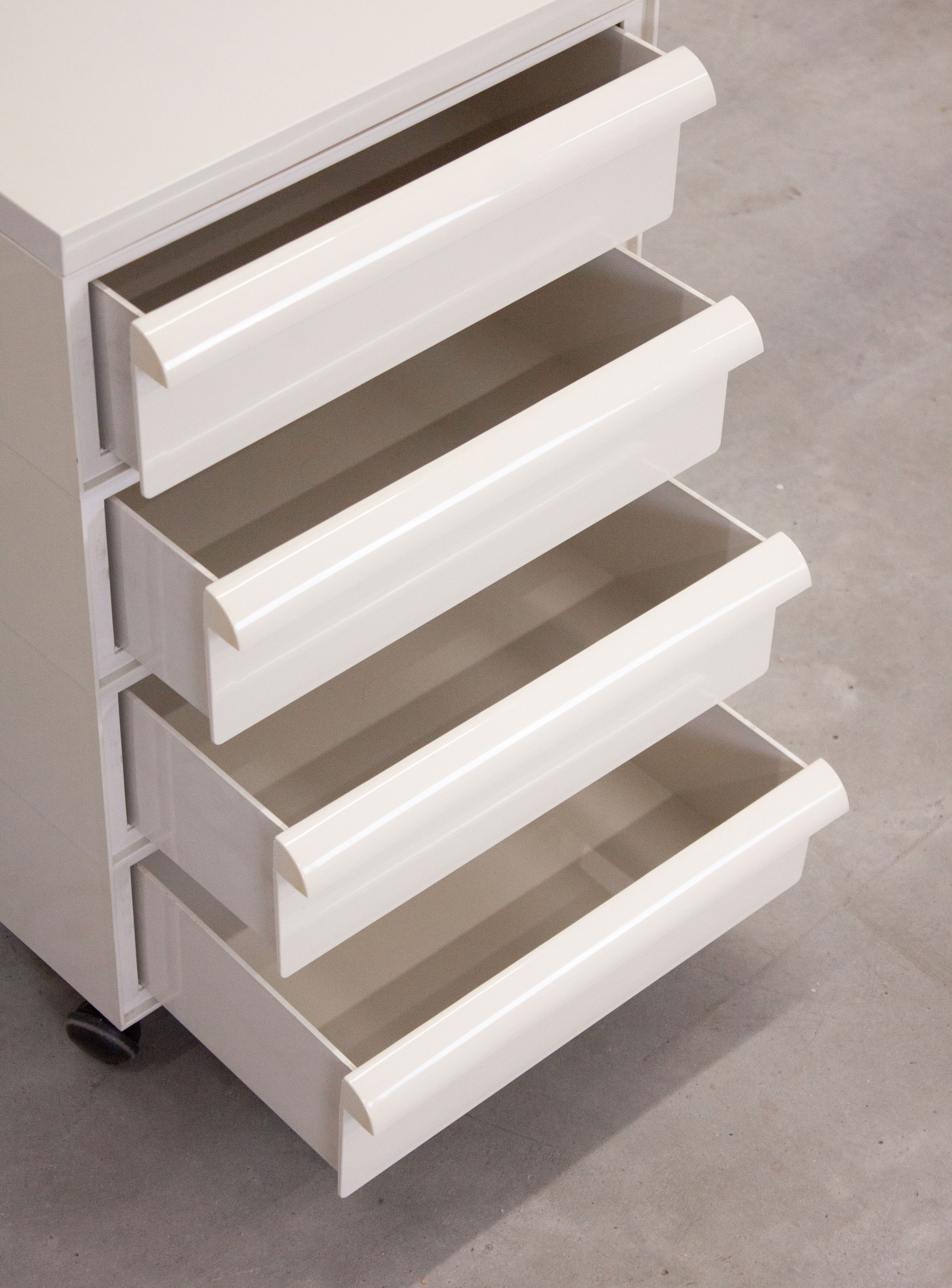 Kartell Chest of Drawers by Simon Fussell (Off-White) - Image 7