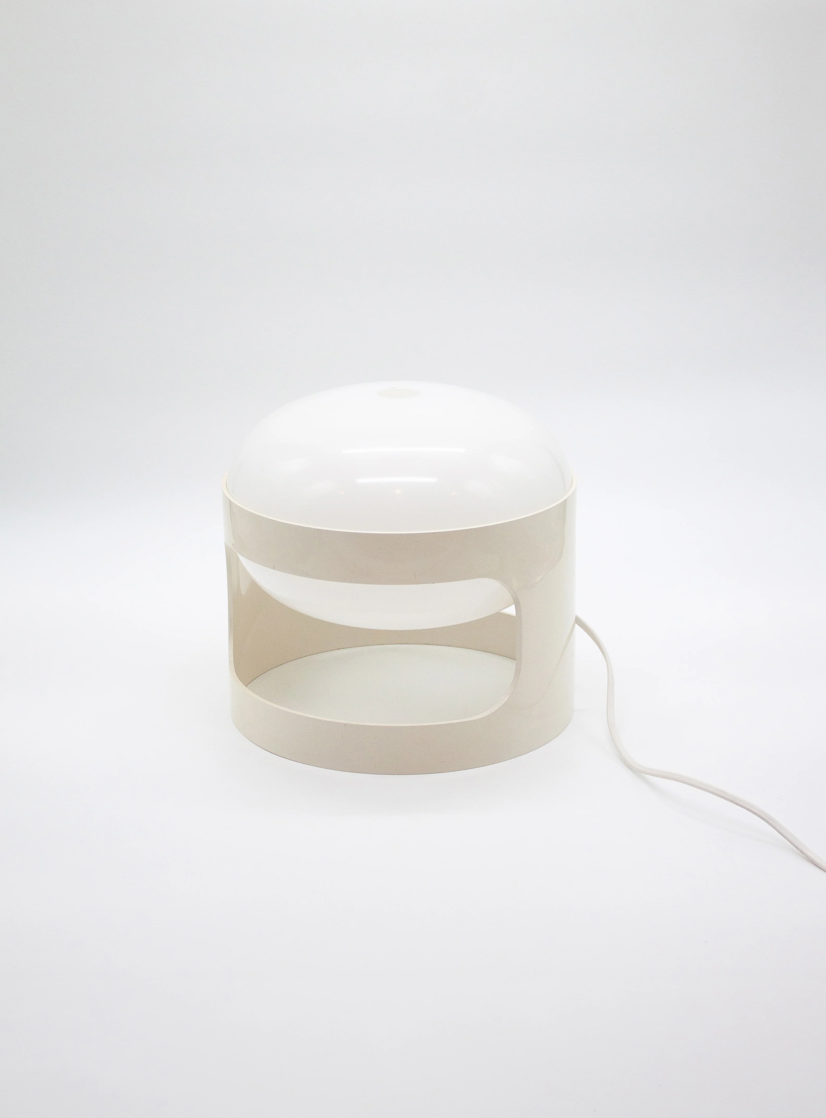 Kartell KD28 Desk Lamp by Joe Colombo (White) - Image 10