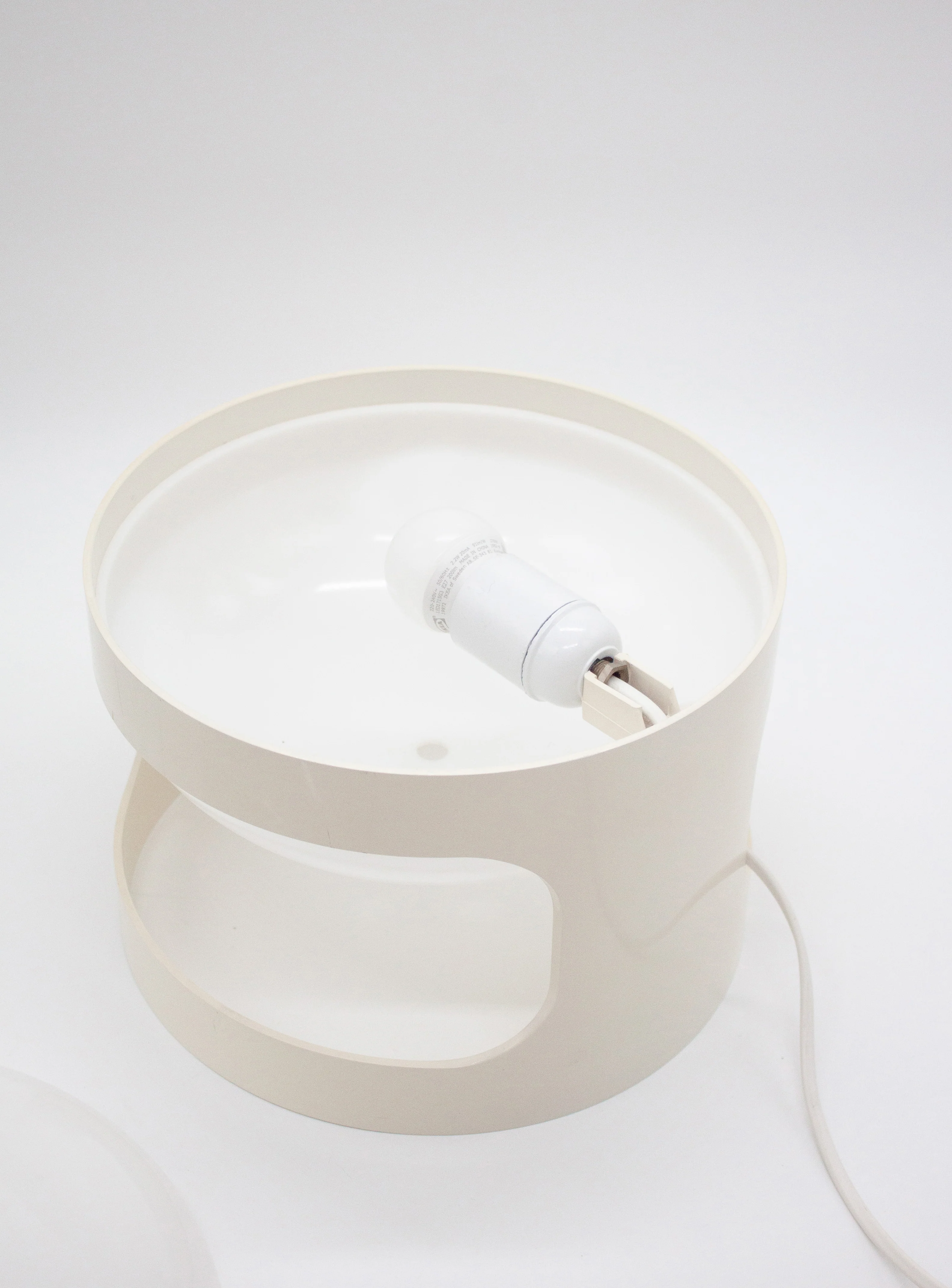 Kartell KD28 Desk Lamp by Joe Colombo (White) - Image 16