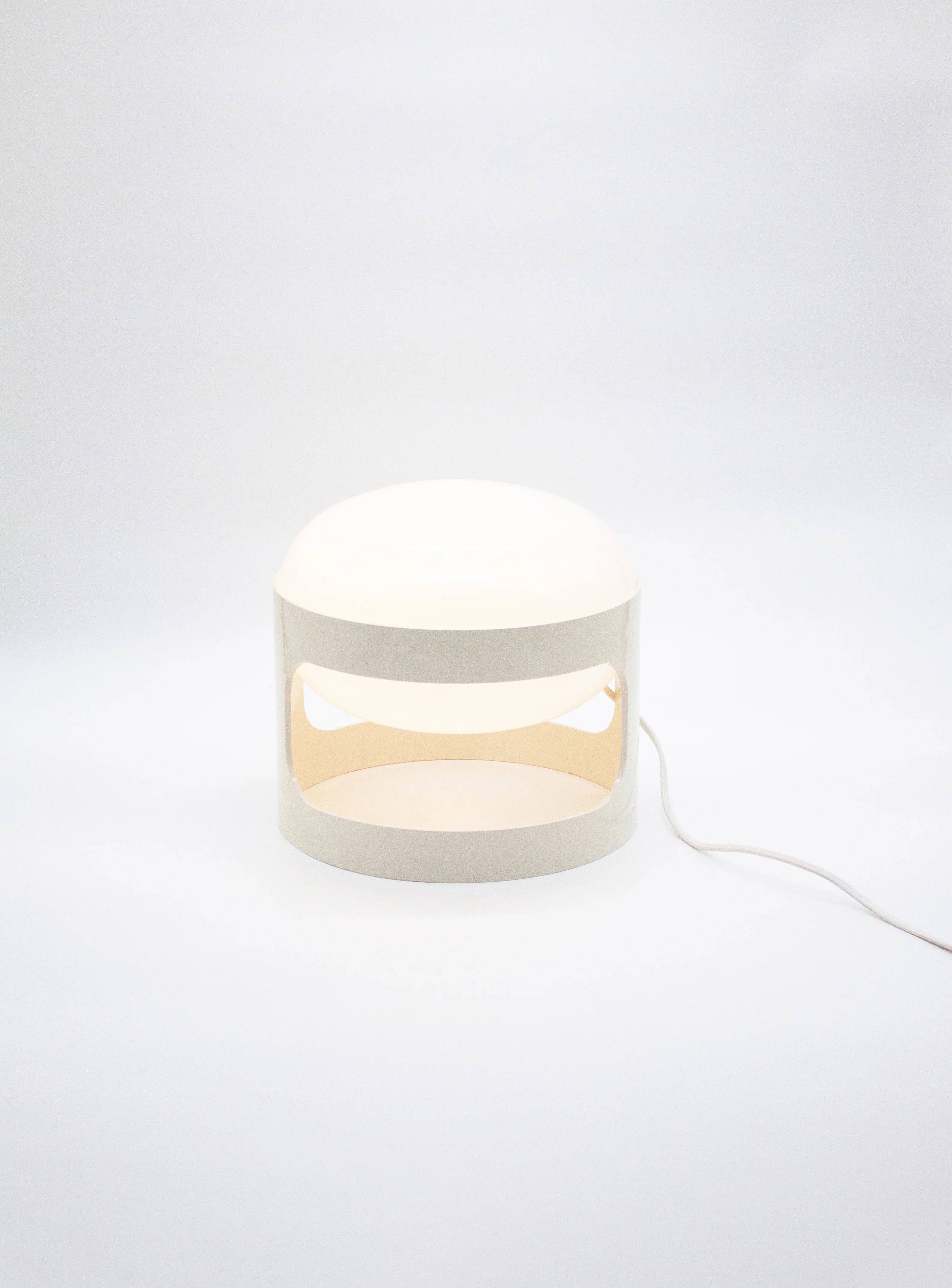 Kartell KD28 Desk Lamp by Joe Colombo (White) - Image 2