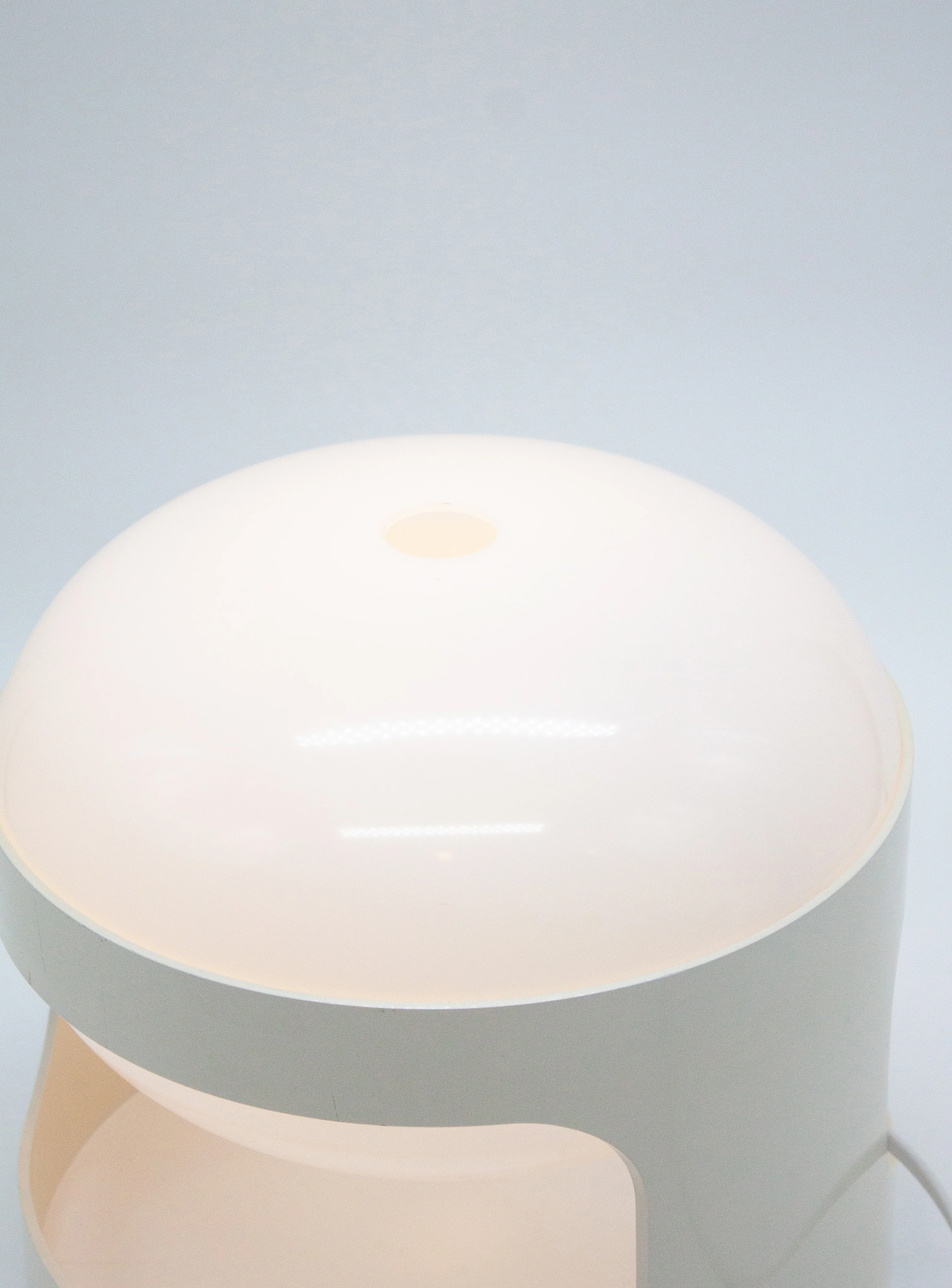Kartell KD28 Desk Lamp by Joe Colombo (White) - Image 4