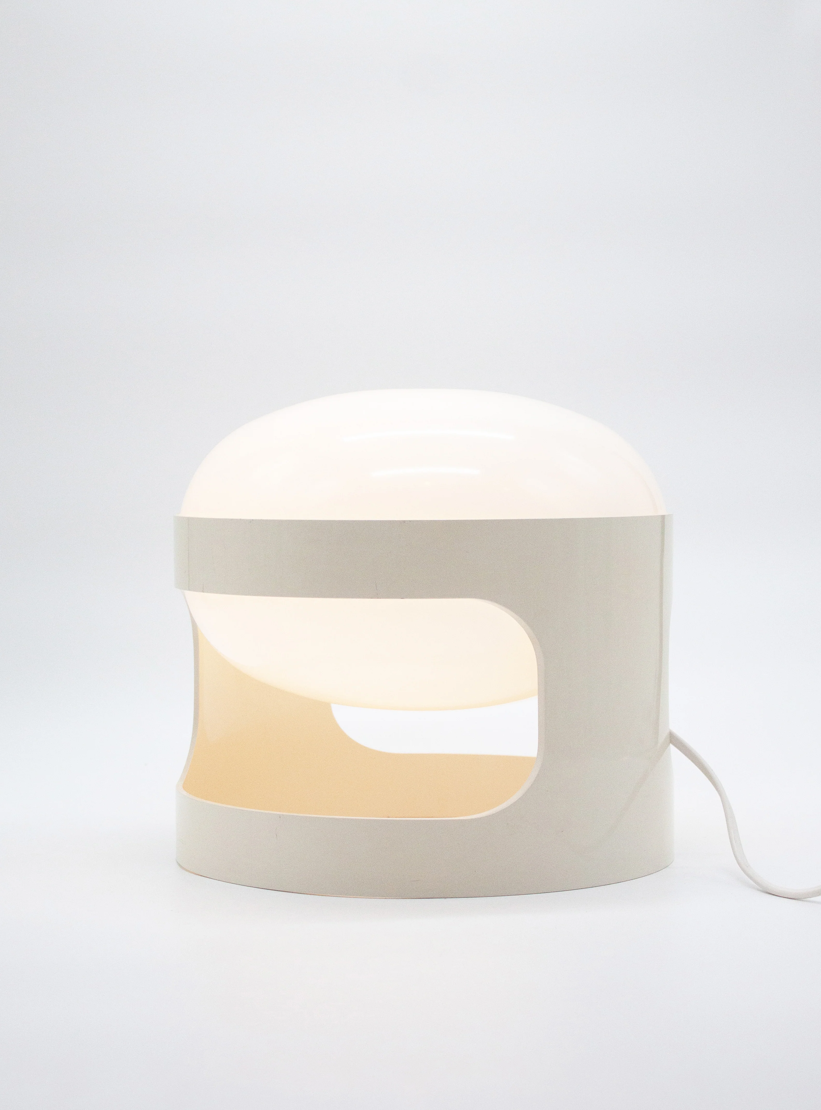 Kartell KD28 Desk Lamp by Joe Colombo (White) - Image 9