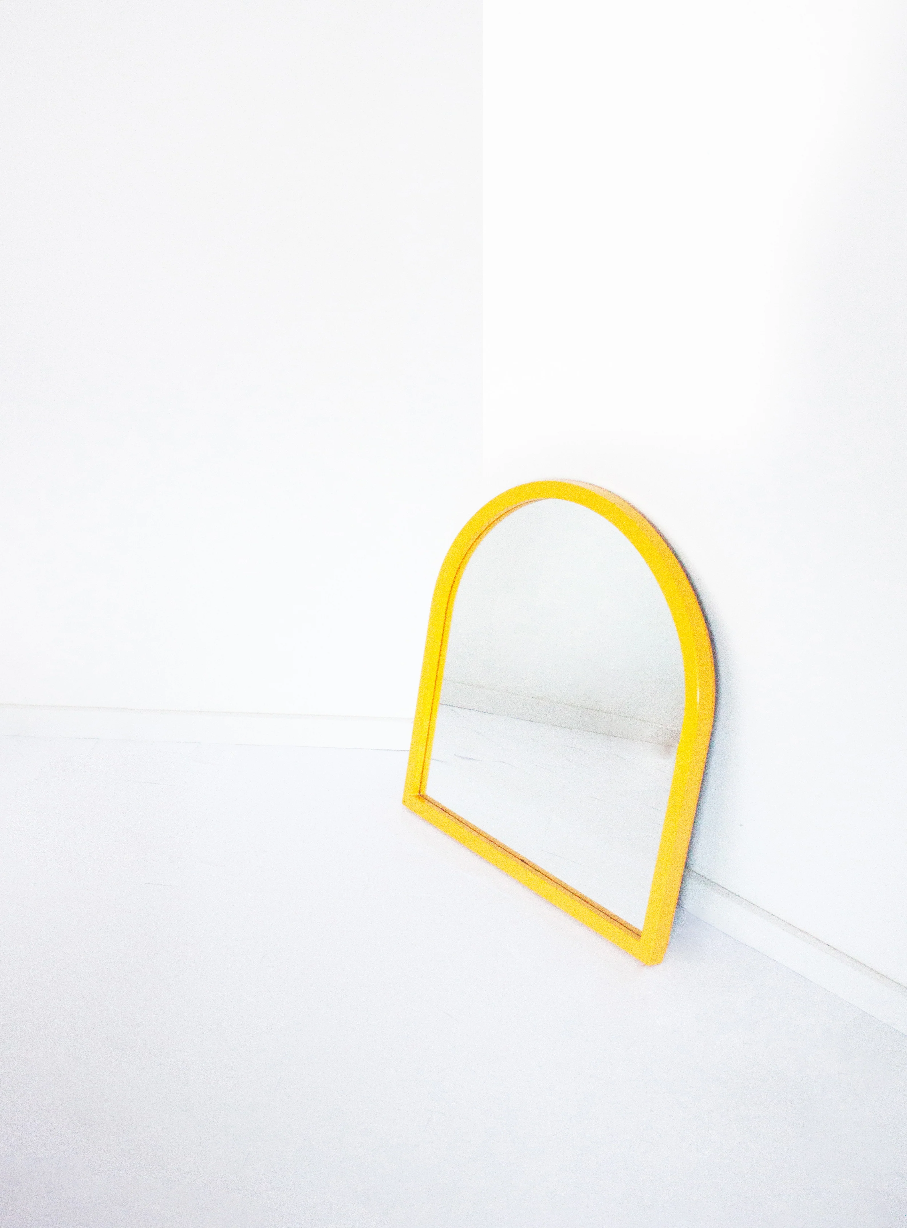 Kartell Model 4720 Mirror by Anna Castelli - Image 9