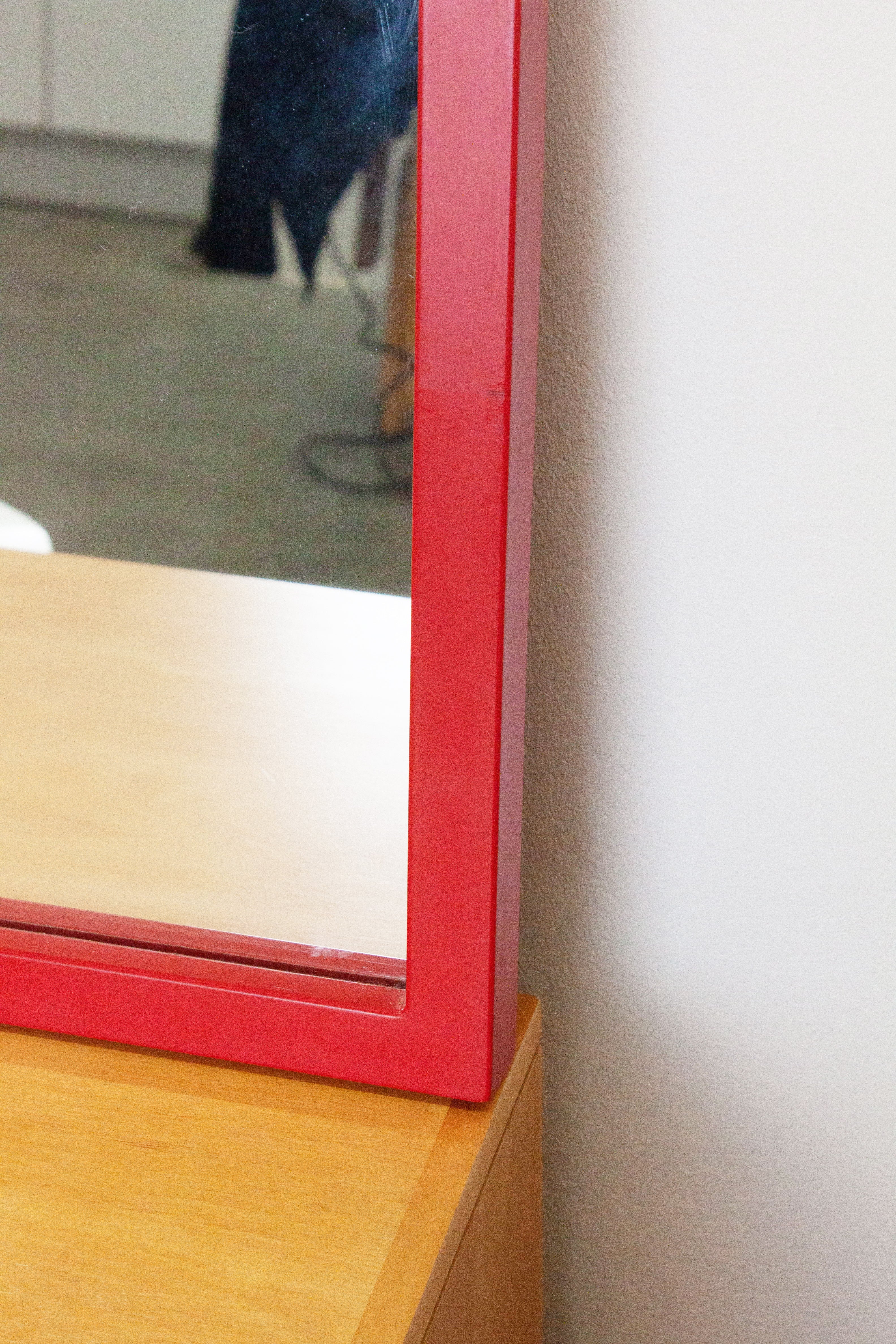 Kartell Model 4720 Mirror by Anna Castelli (Red) - Image 7