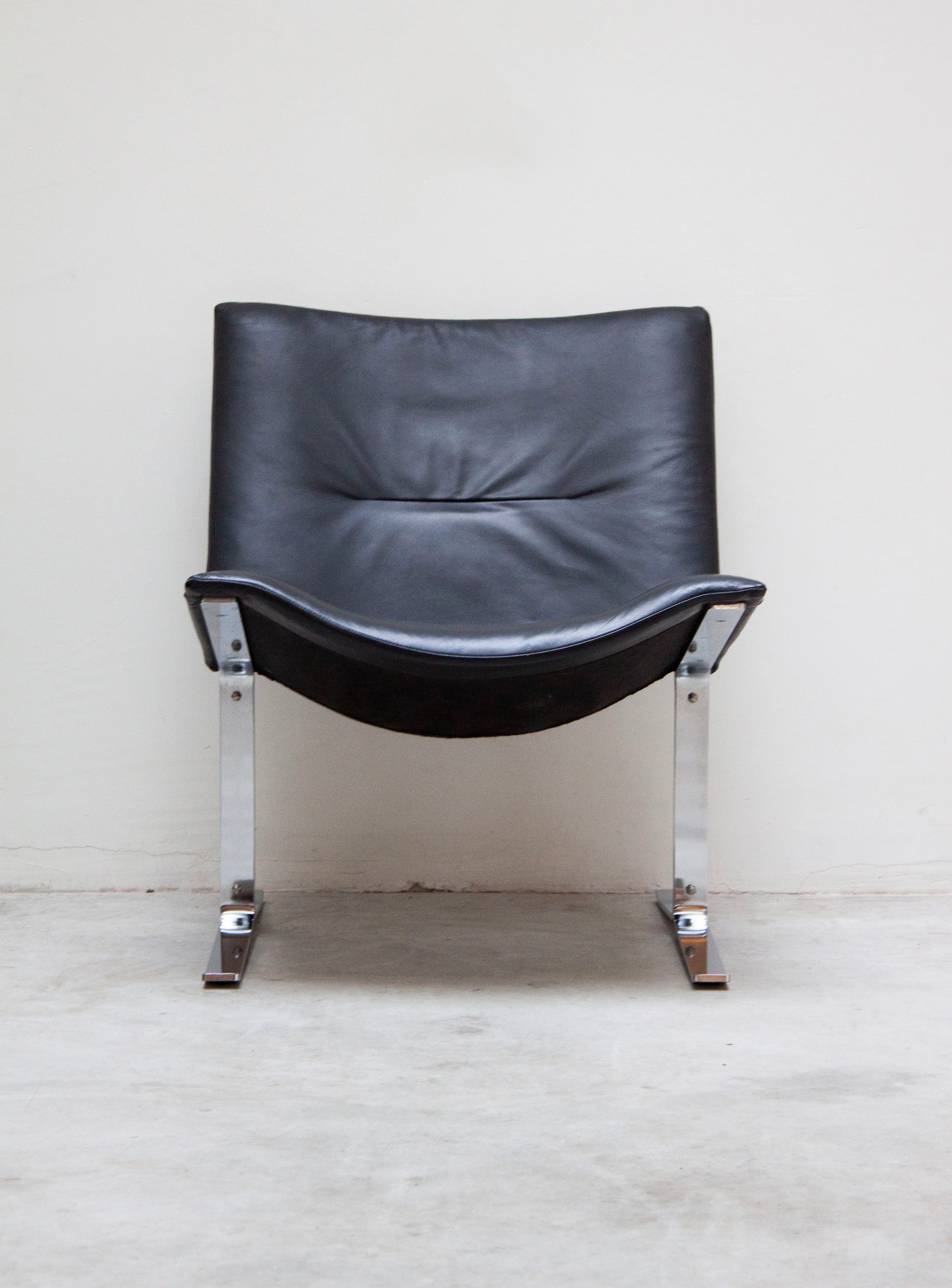 Kebe Møbler Eagle Lounge Chair (Black) - Image 7