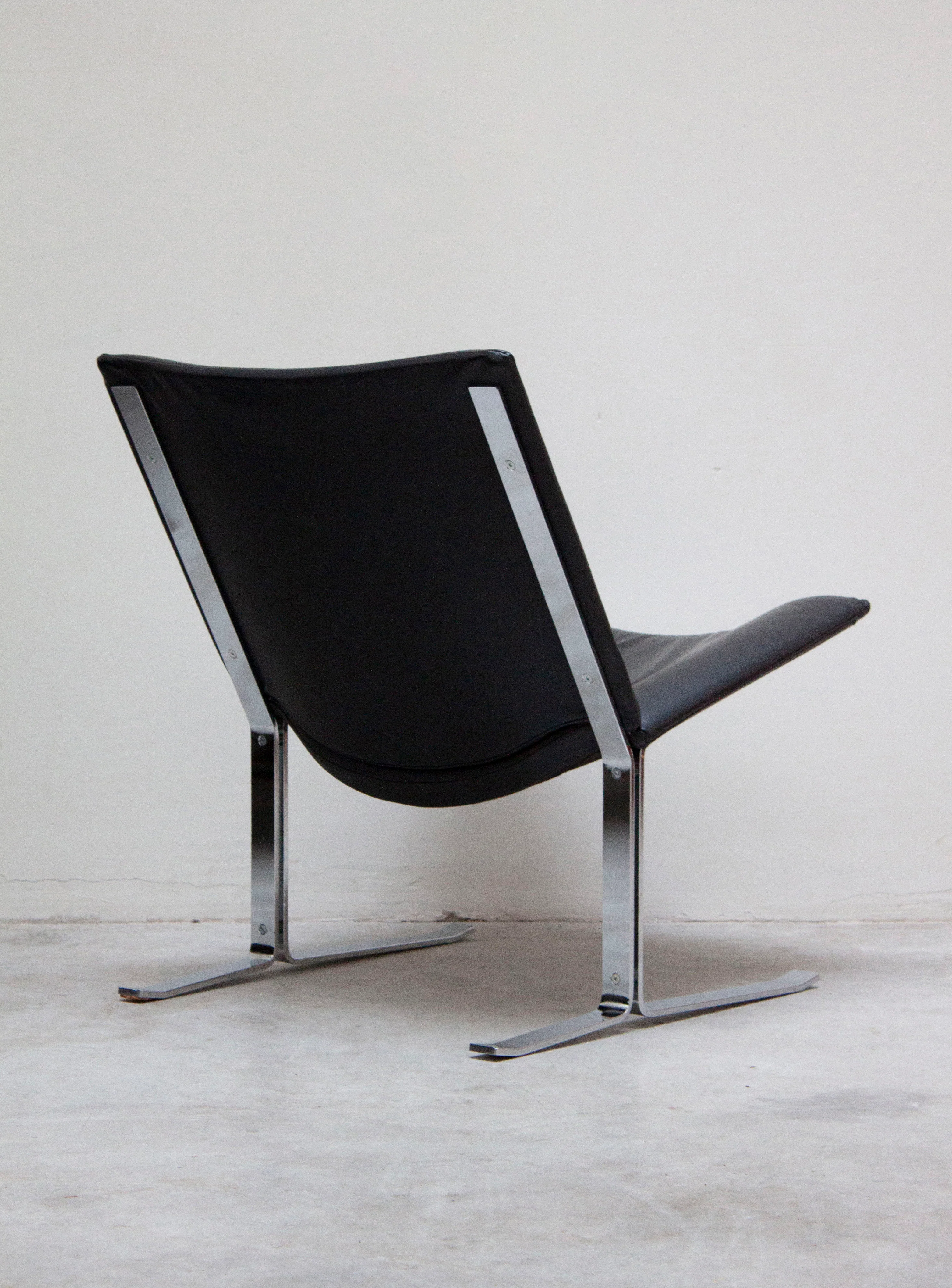 Kebe Møbler Eagle Lounge Chair (Black) - Image 9