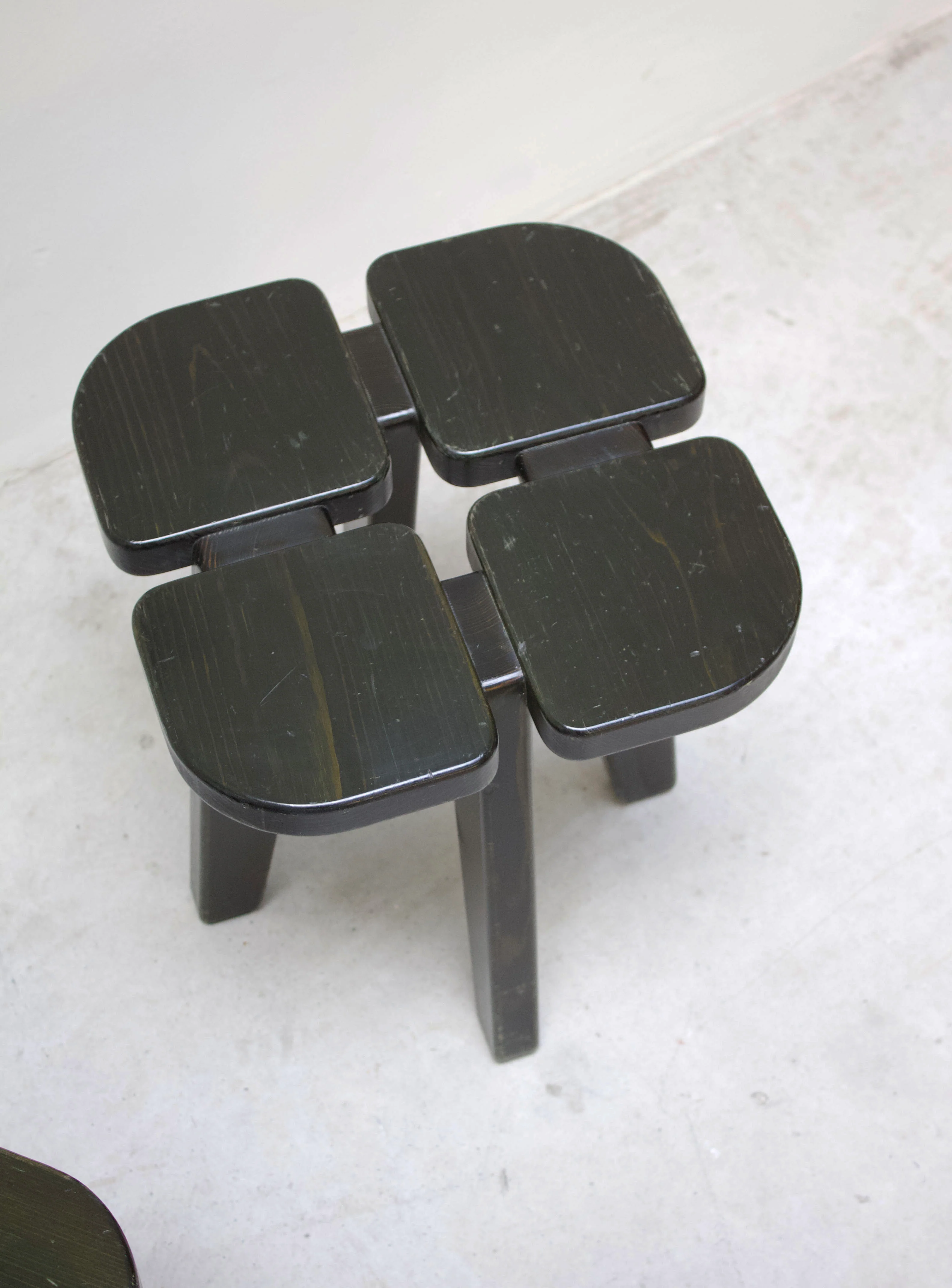 Keravan Puusepäntehdas Apila Stool by Rauni Peippo (Dark Green) - Image 6