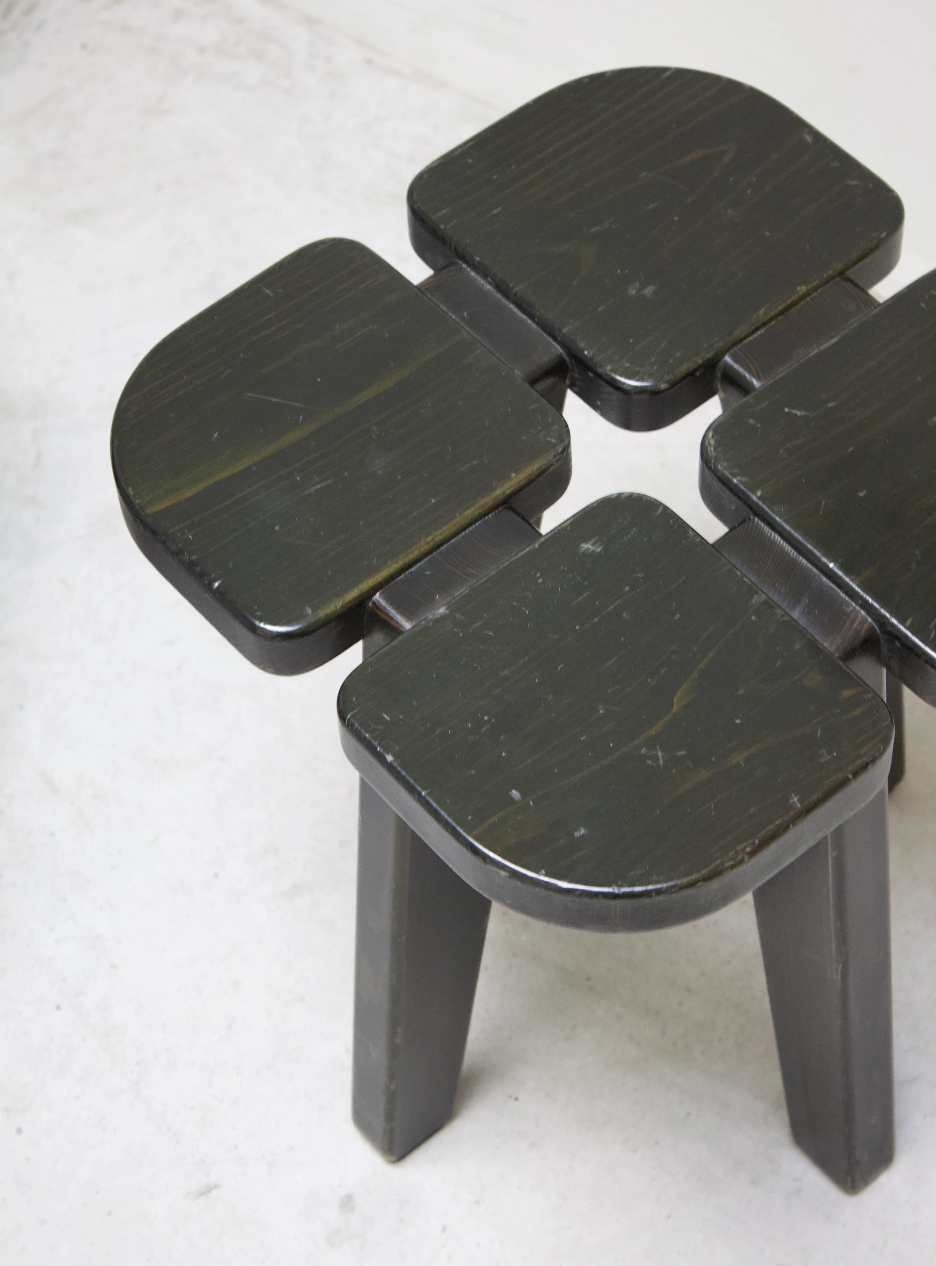 Keravan Puusepäntehdas Apila Stool by Rauni Peippo (Dark Green) - Image 7