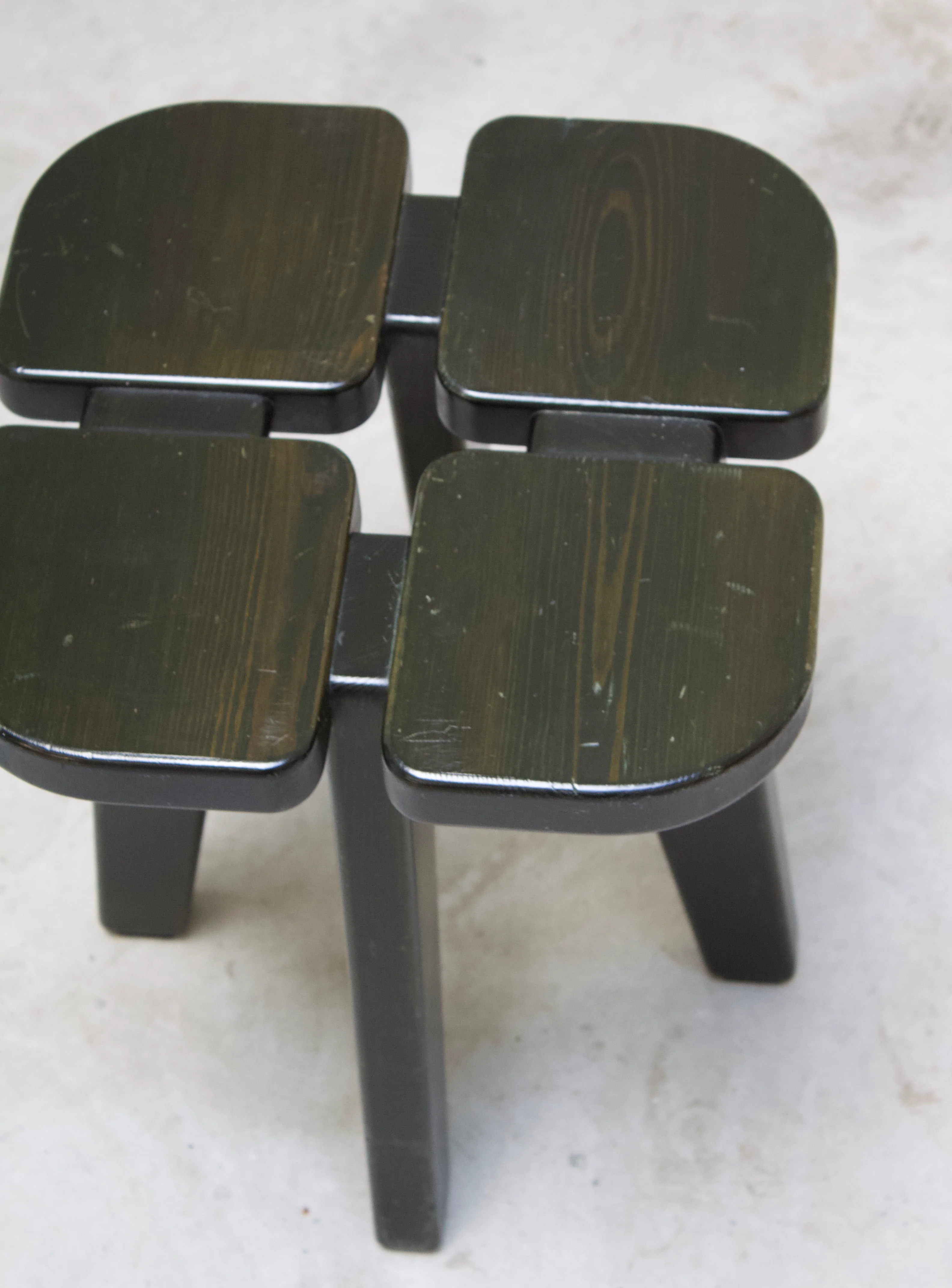 Keravan Puusepäntehdas Apila Stool by Rauni Peippo (Dark Green) - Image 8