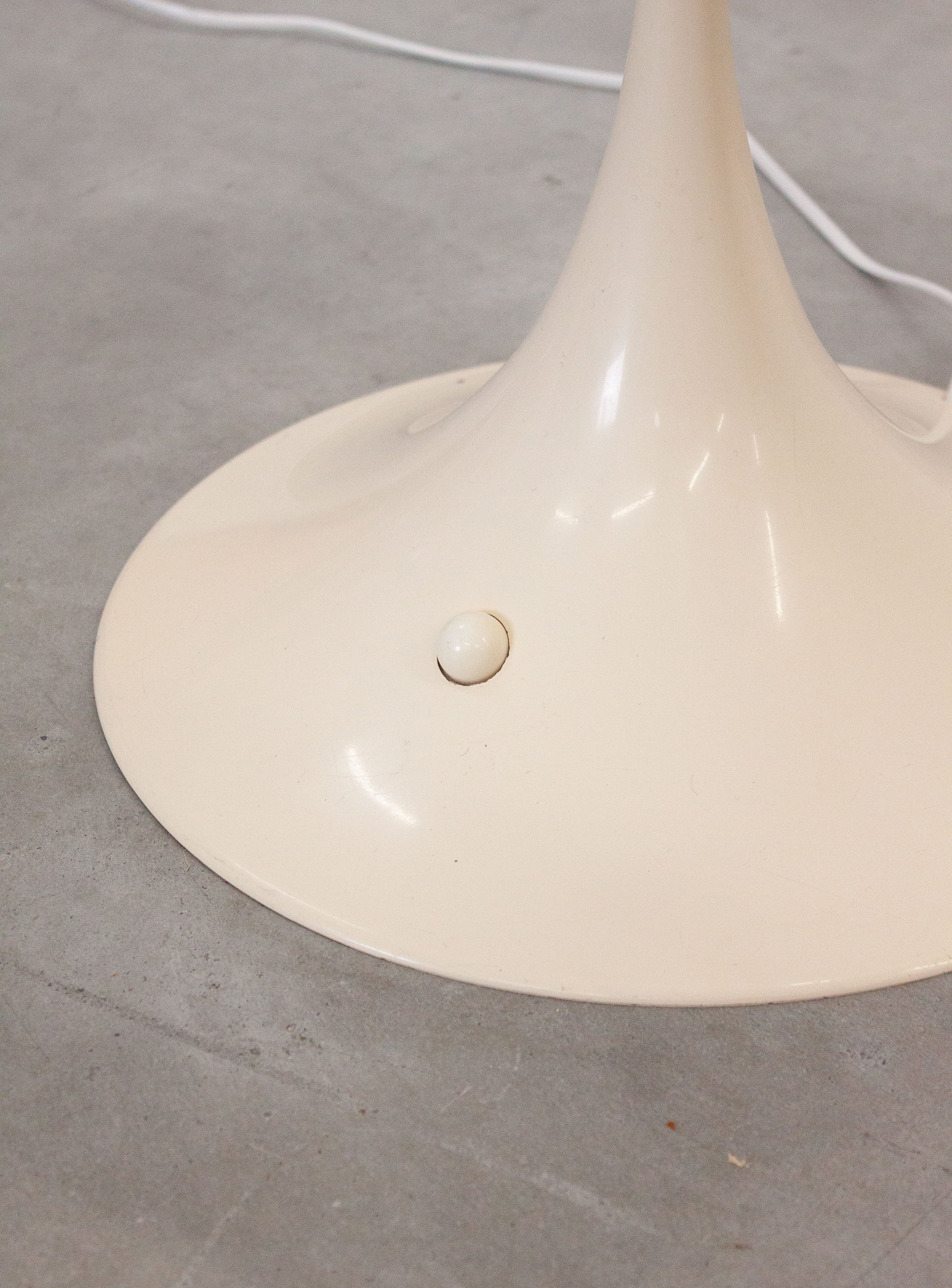 Louis Poulsen Panthella Floor Lamp (50 cm) by Verner Panton - Image 3