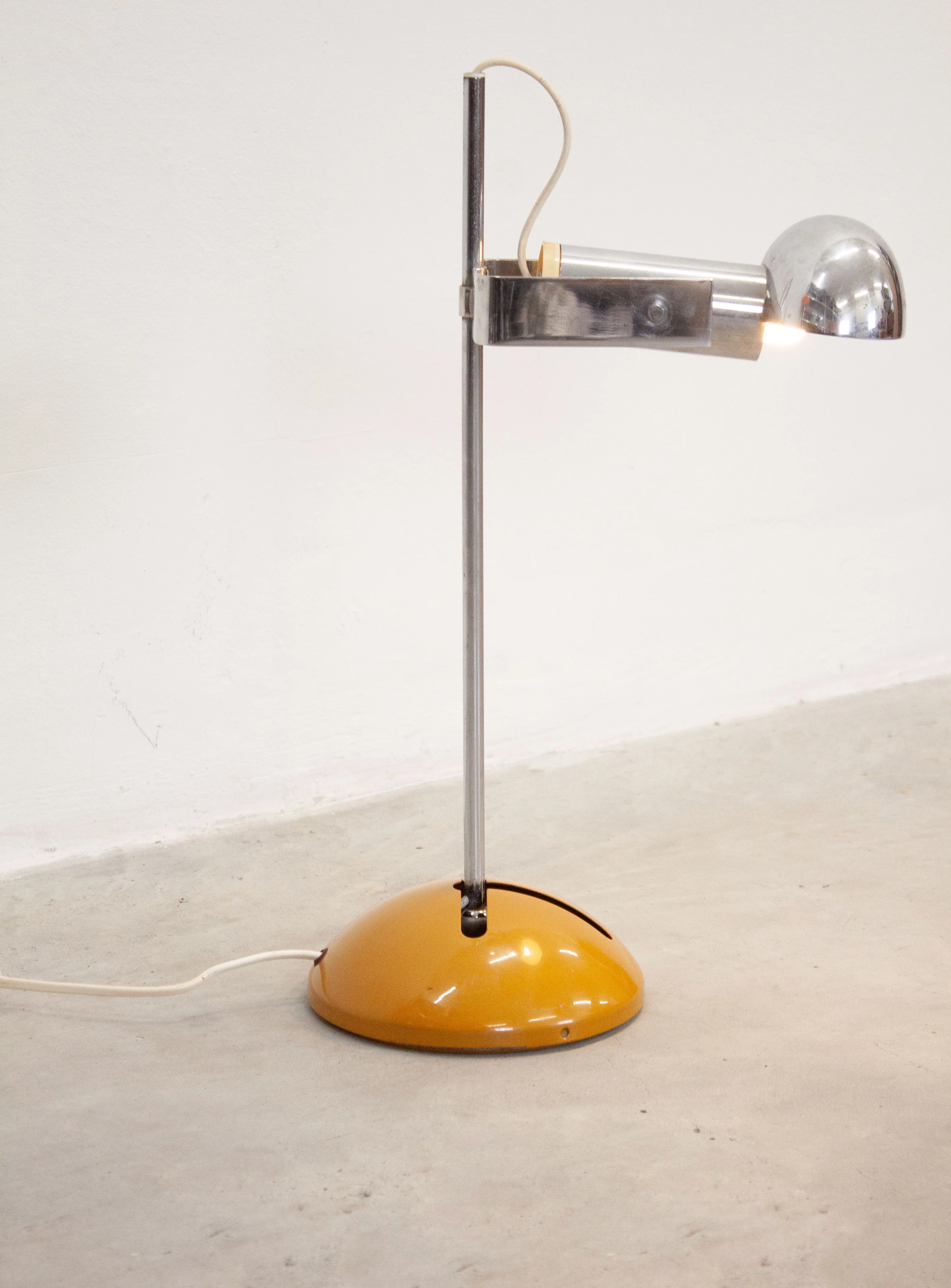 Luci Cinisello Milano T359 Desk Lamp by Robert Sonneman (Yellow) - Image 14
