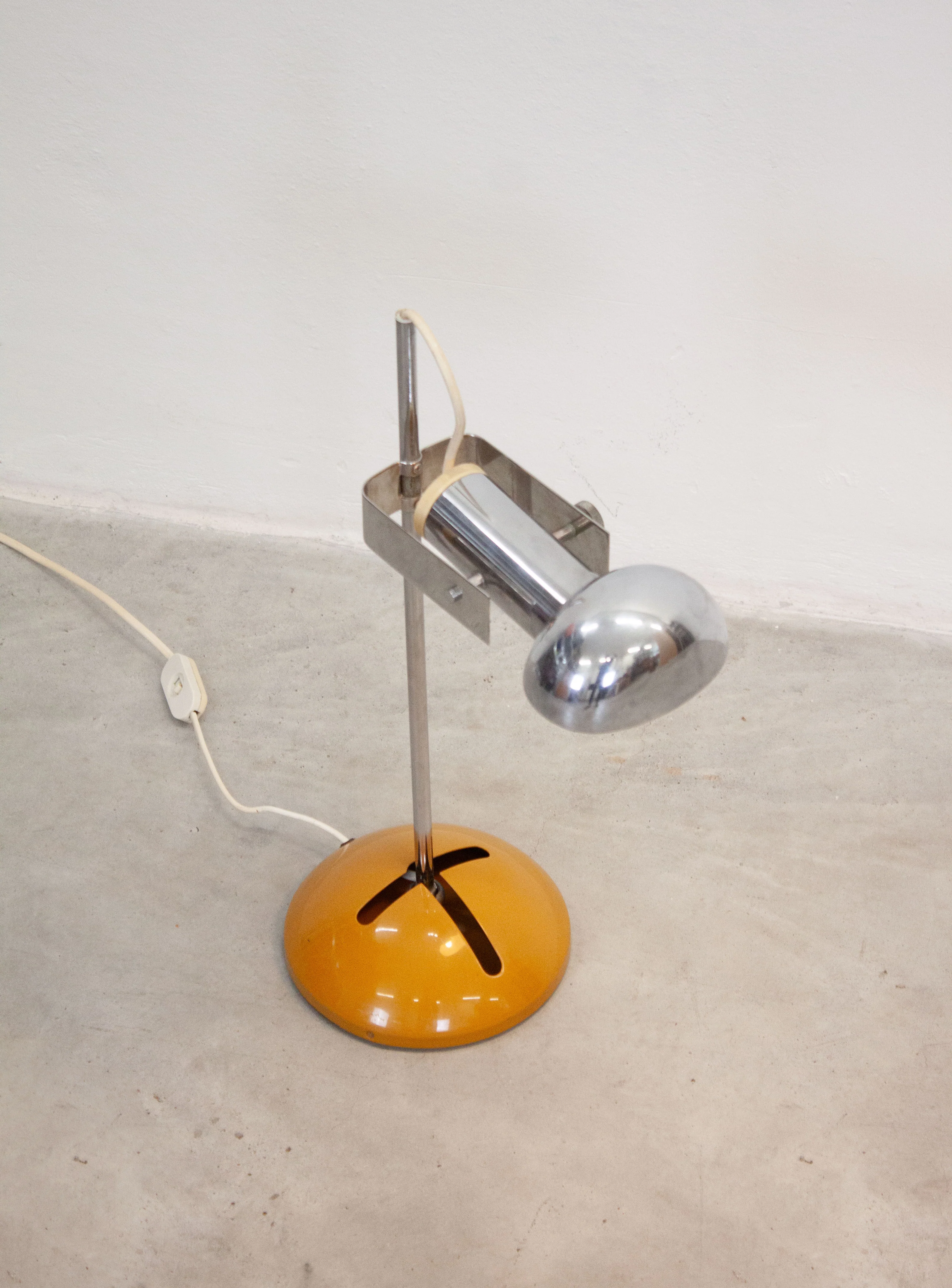 Luci Cinisello Milano T359 Desk Lamp by Robert Sonneman (Yellow) - Image 15