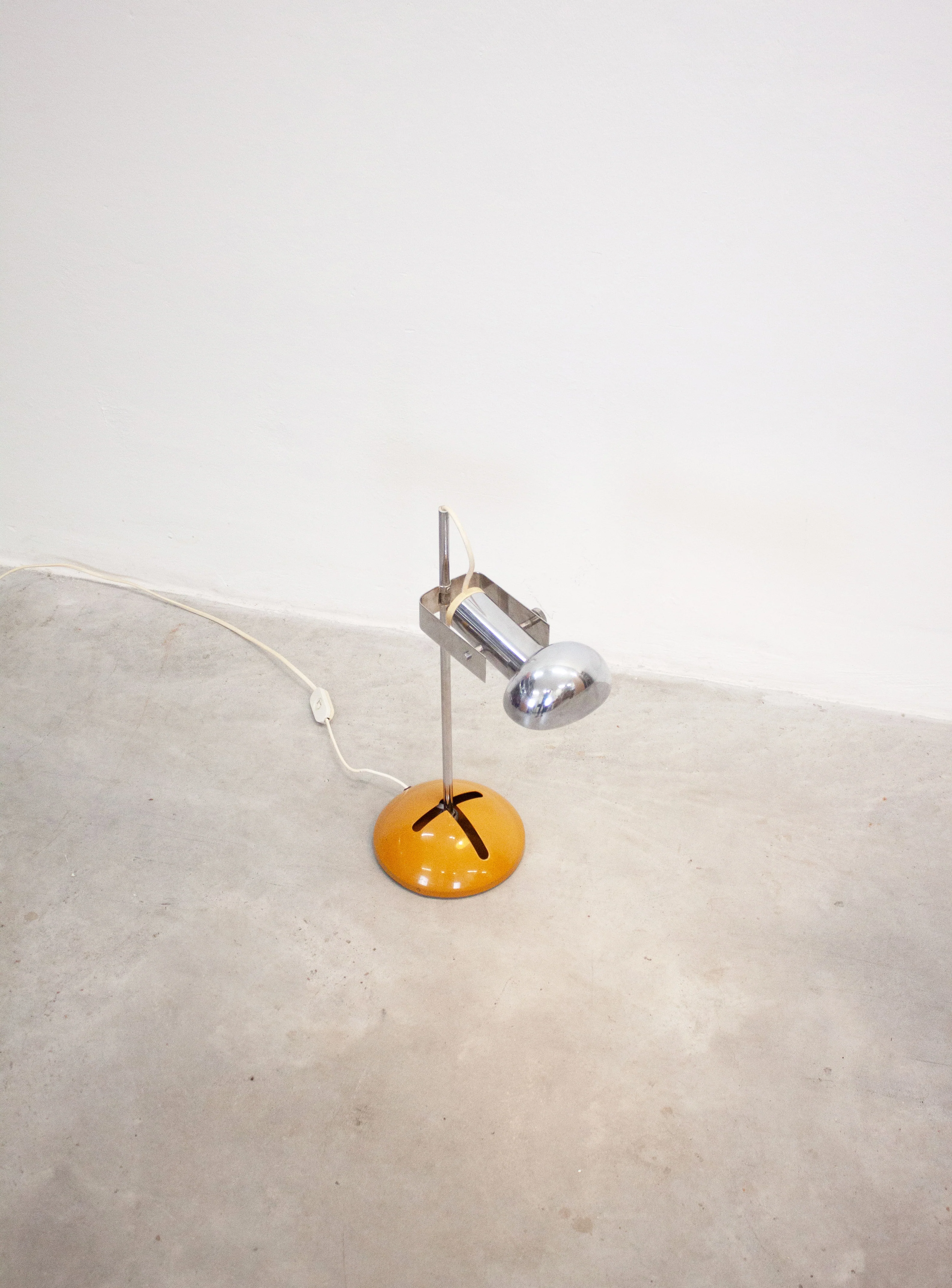Luci Cinisello Milano T359 Desk Lamp by Robert Sonneman (Yellow) - Image 16