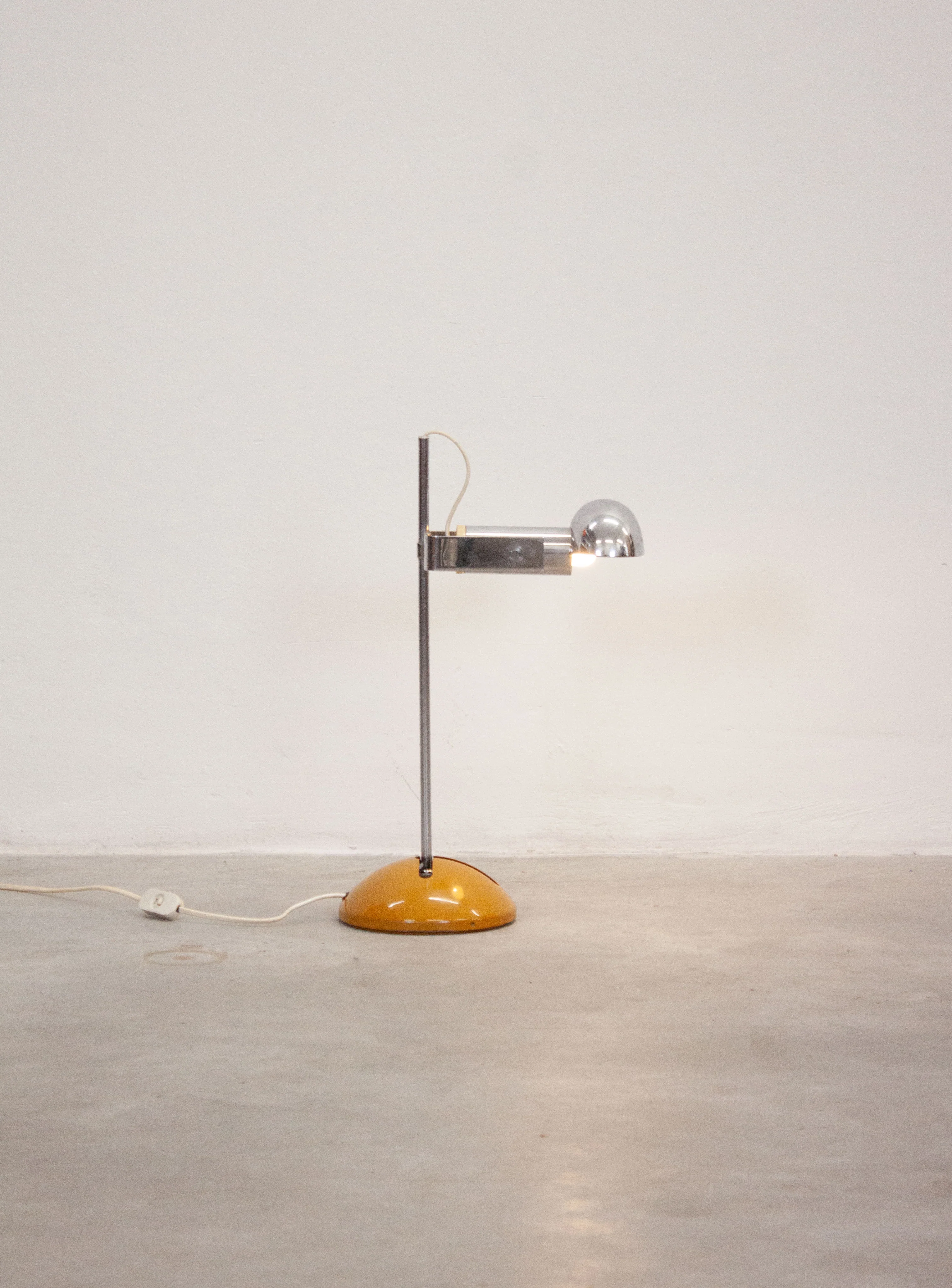 Luci Cinisello Milano T359 Desk Lamp by Robert Sonneman (Yellow) - Image 3