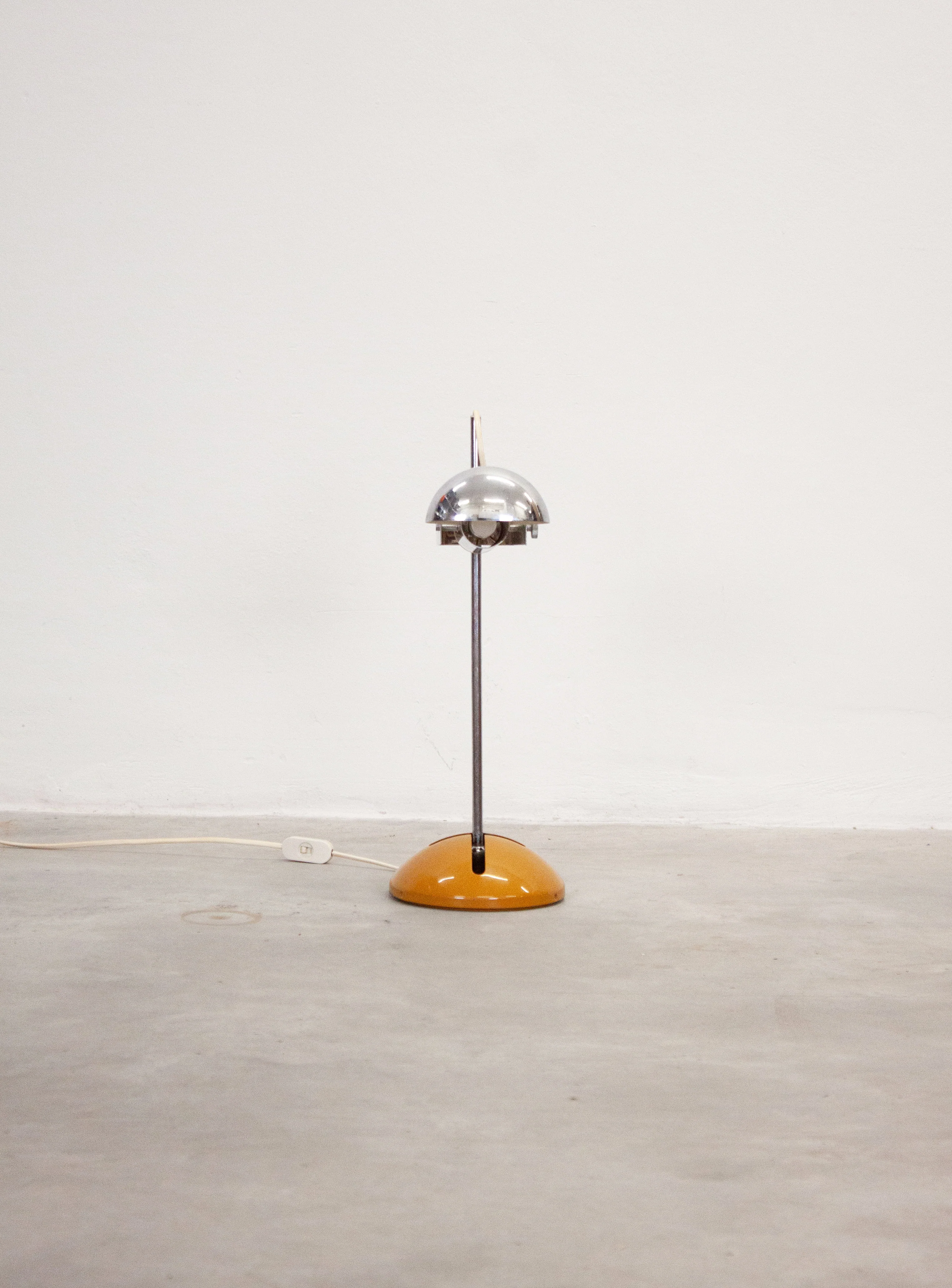 Luci Cinisello Milano T359 Desk Lamp by Robert Sonneman (Yellow) - Image 6