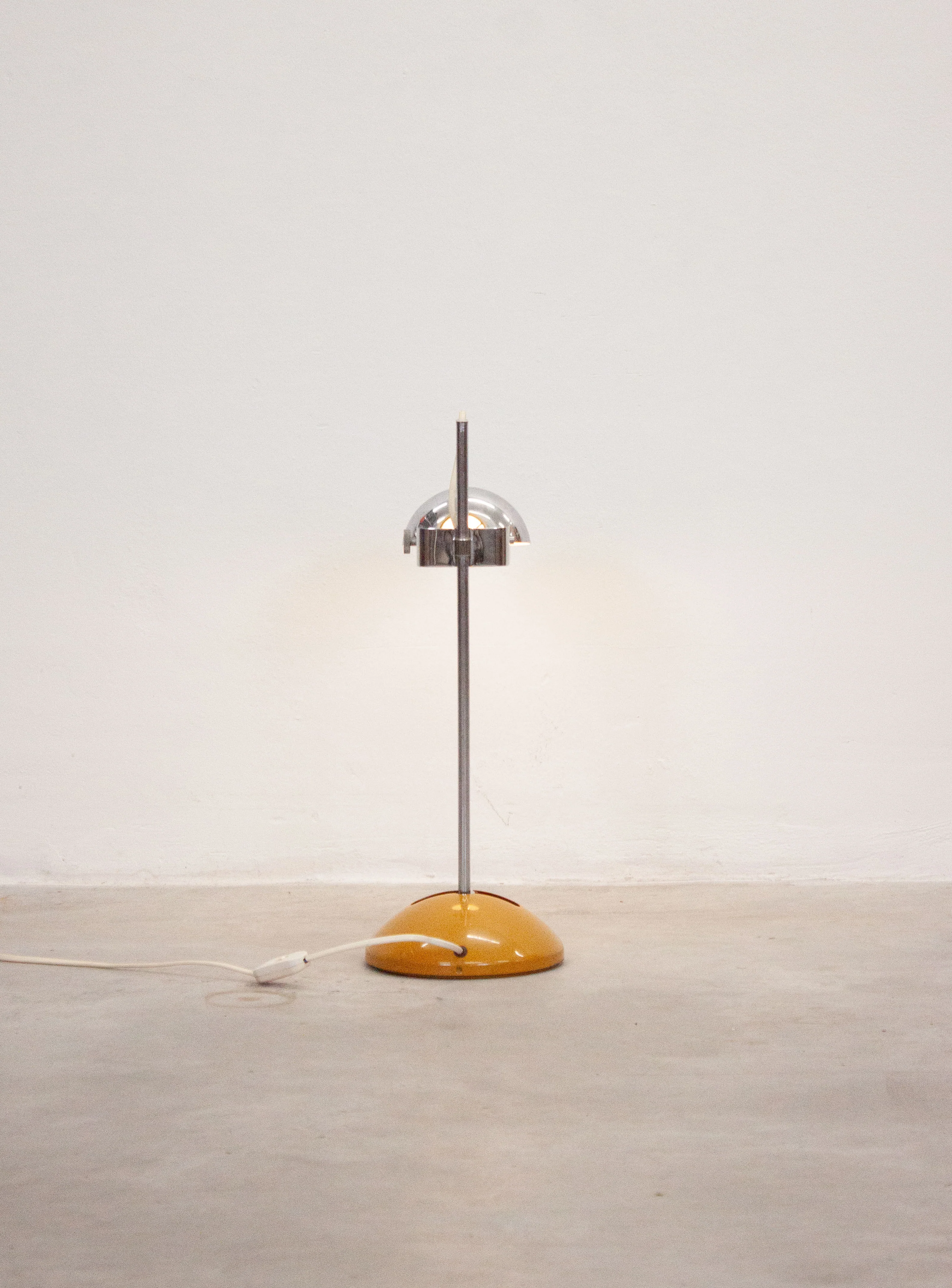 Luci Cinisello Milano T359 Desk Lamp by Robert Sonneman (Yellow) - Image 7