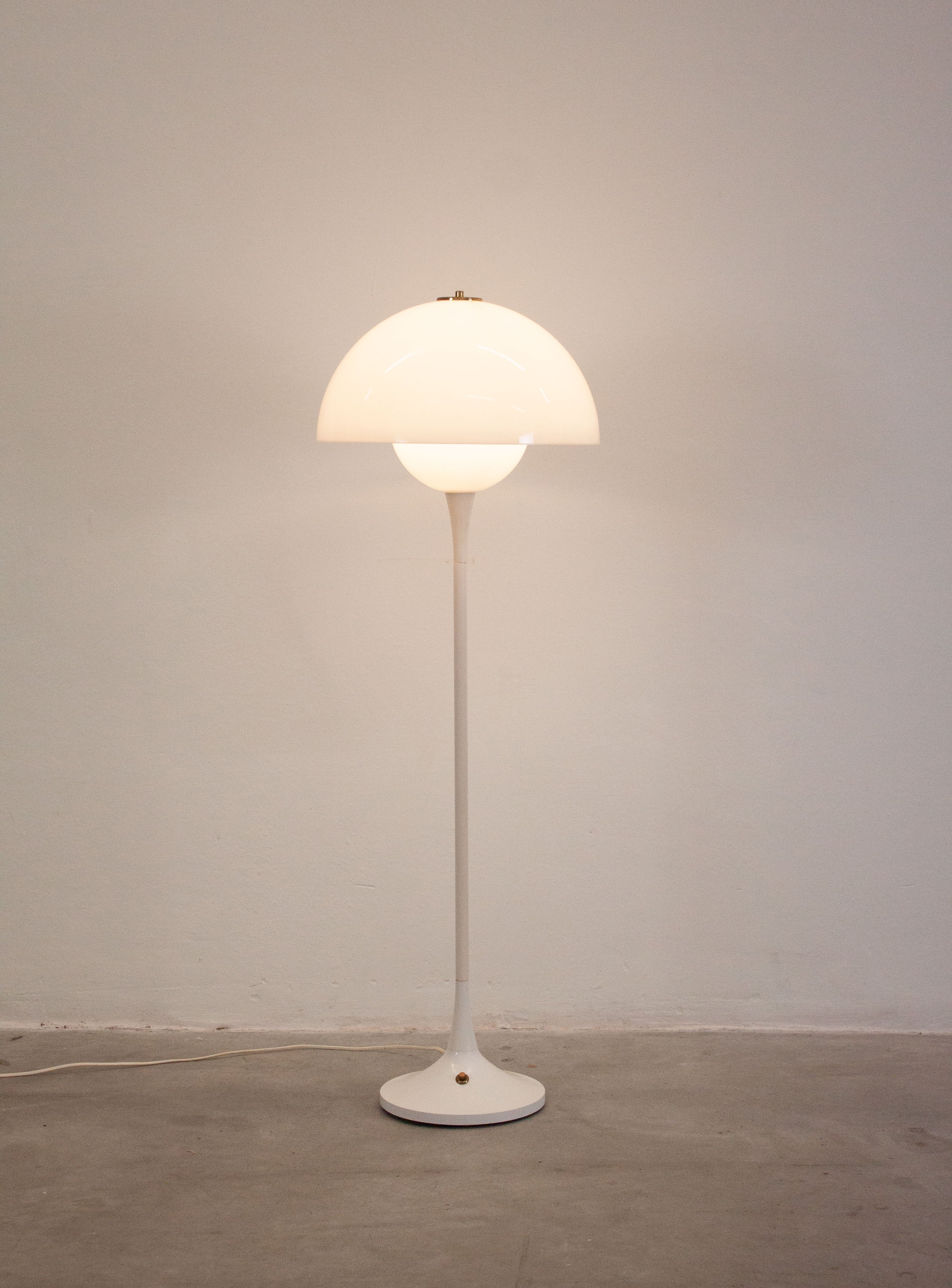 Lyfa Trixel Mushroom Floor Lamp by Bent Karlby (White)