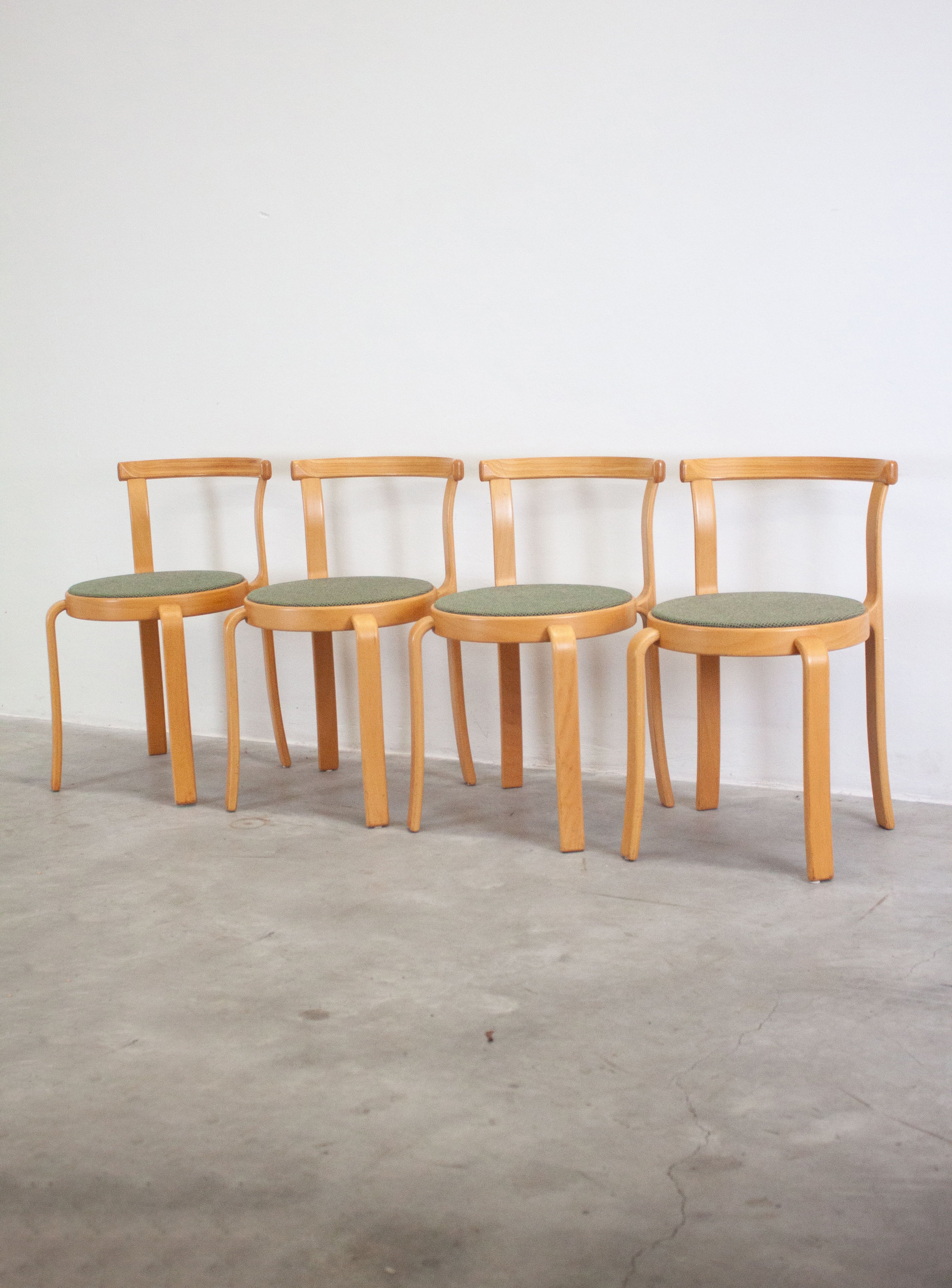 Magnus Olesen 8000 Dining Chairs by Rud Thygesen & Johnny Sørensen (Green) - Image 14