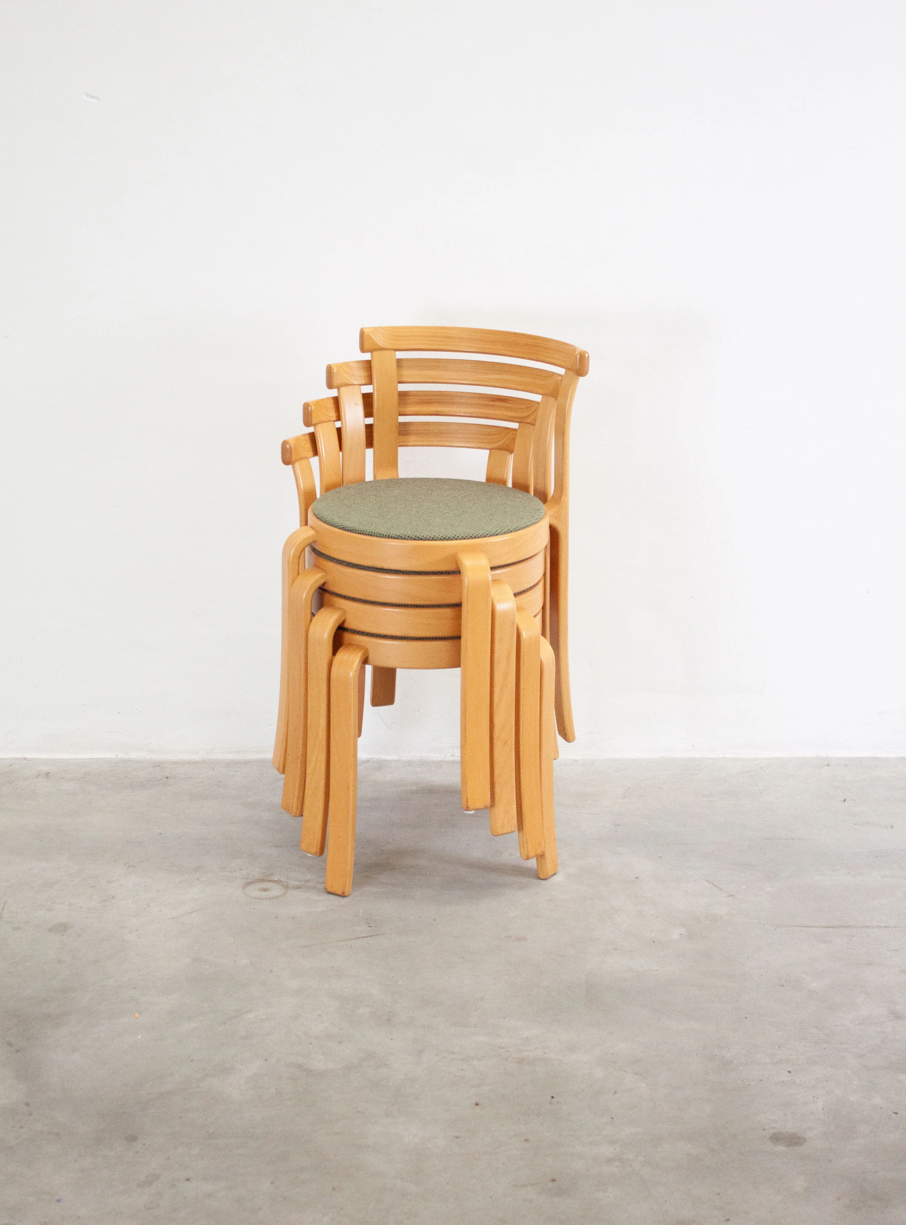 Magnus Olesen 8000 Dining Chairs by Rud Thygesen & Johnny Sørensen (Green) - Image 2